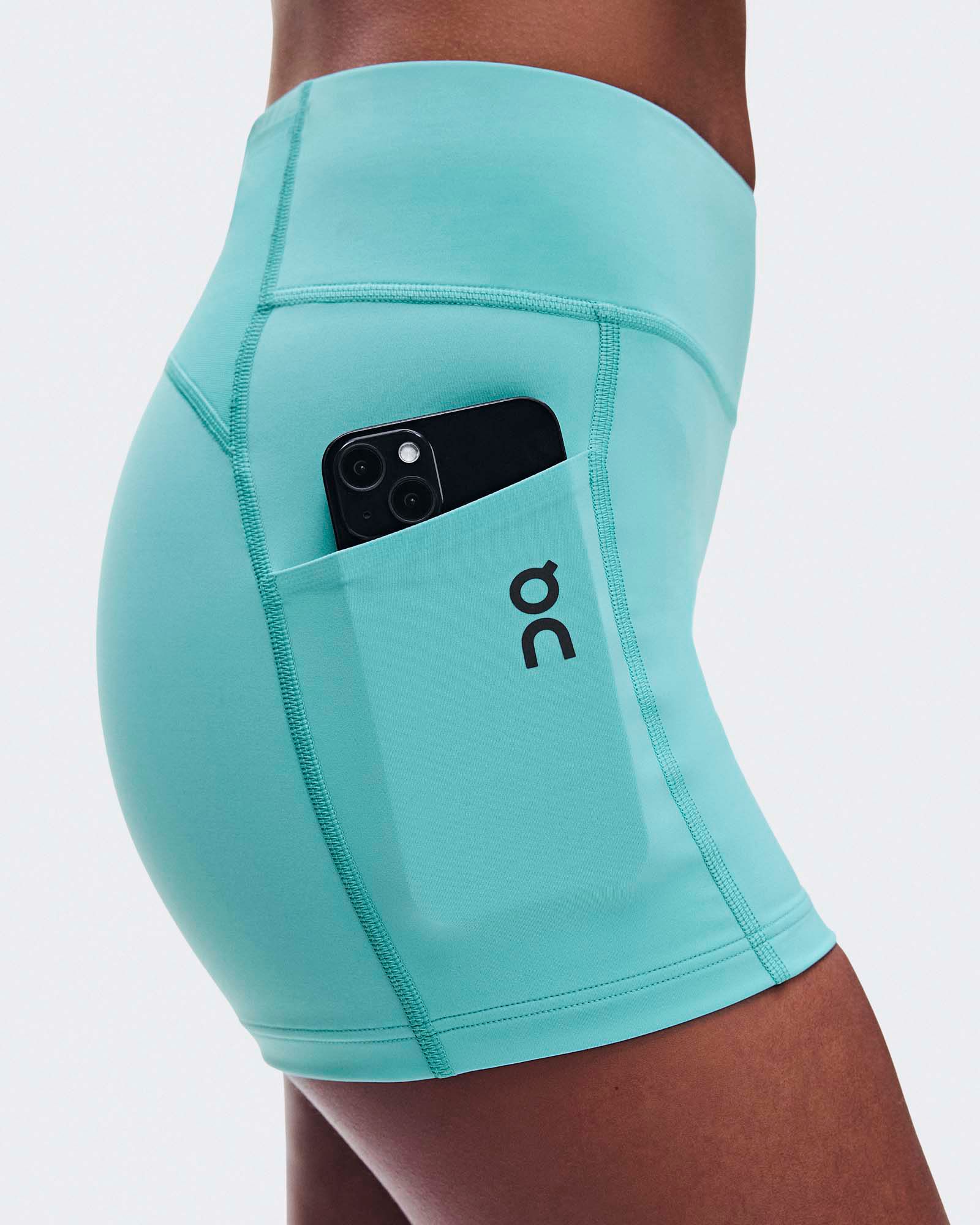 On Women's 3" Performance Tights product image