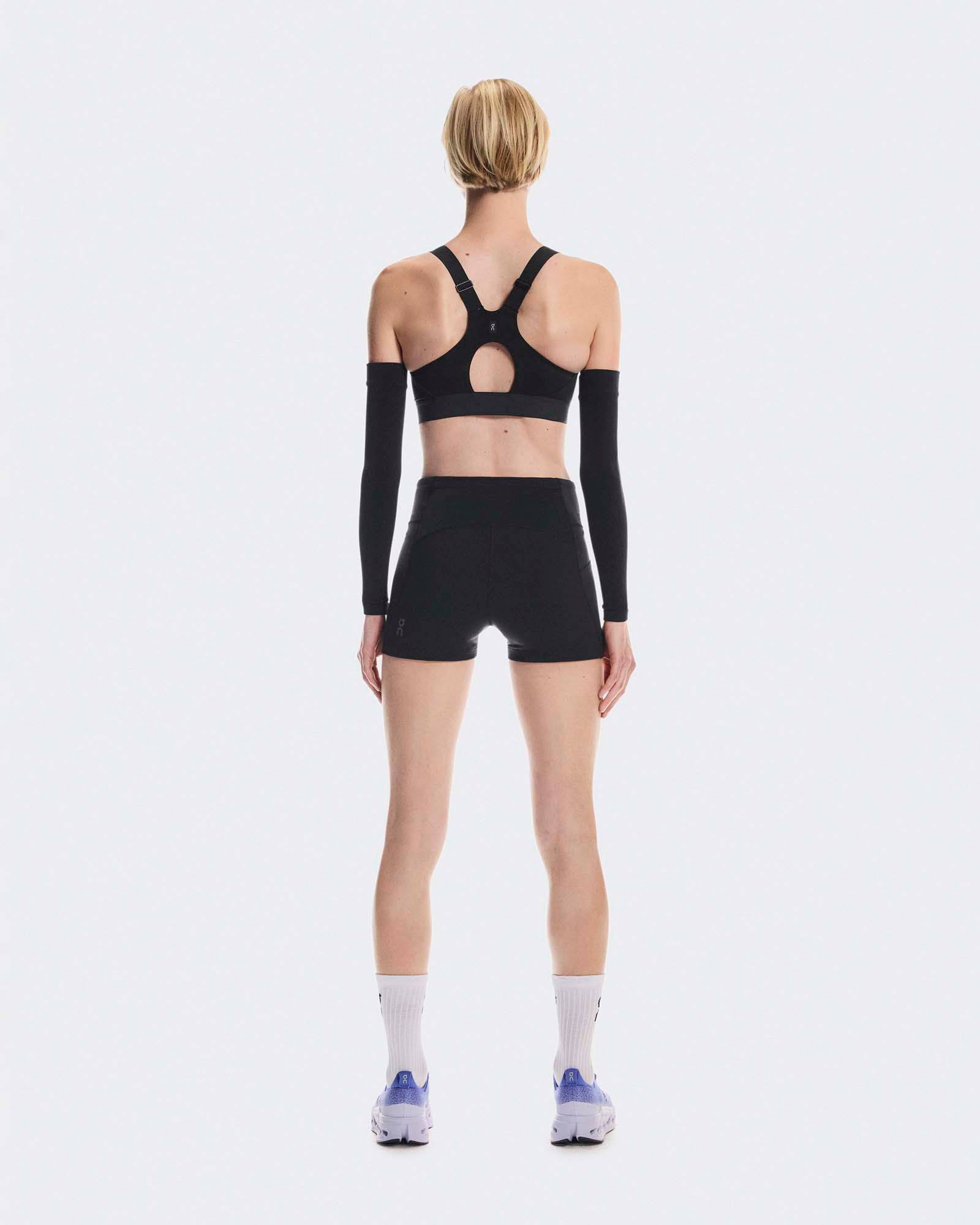 On Women's 3" Performance Tights product image