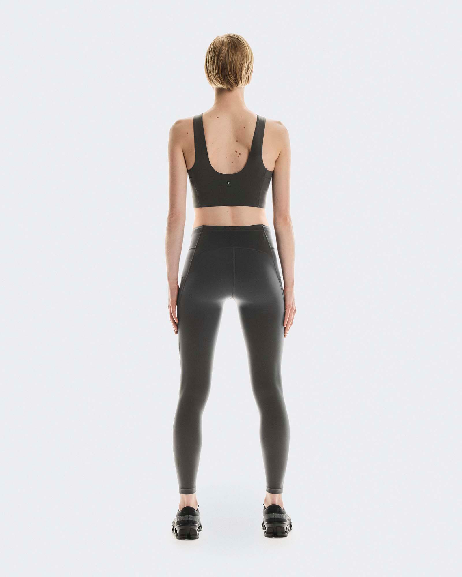On Women's Core 2-in-1 Crop product image