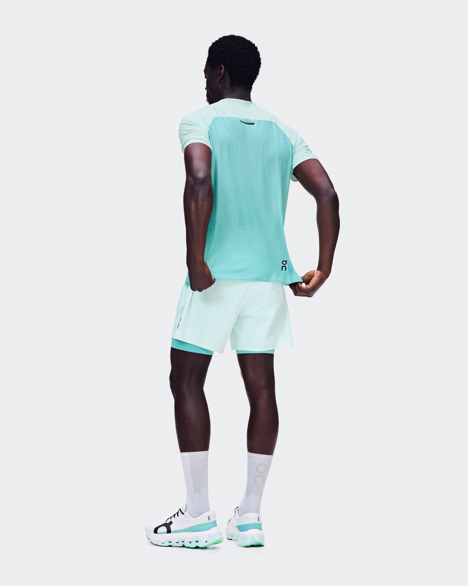 On Men's 5'' Performance 2-in-1 Shorts product image