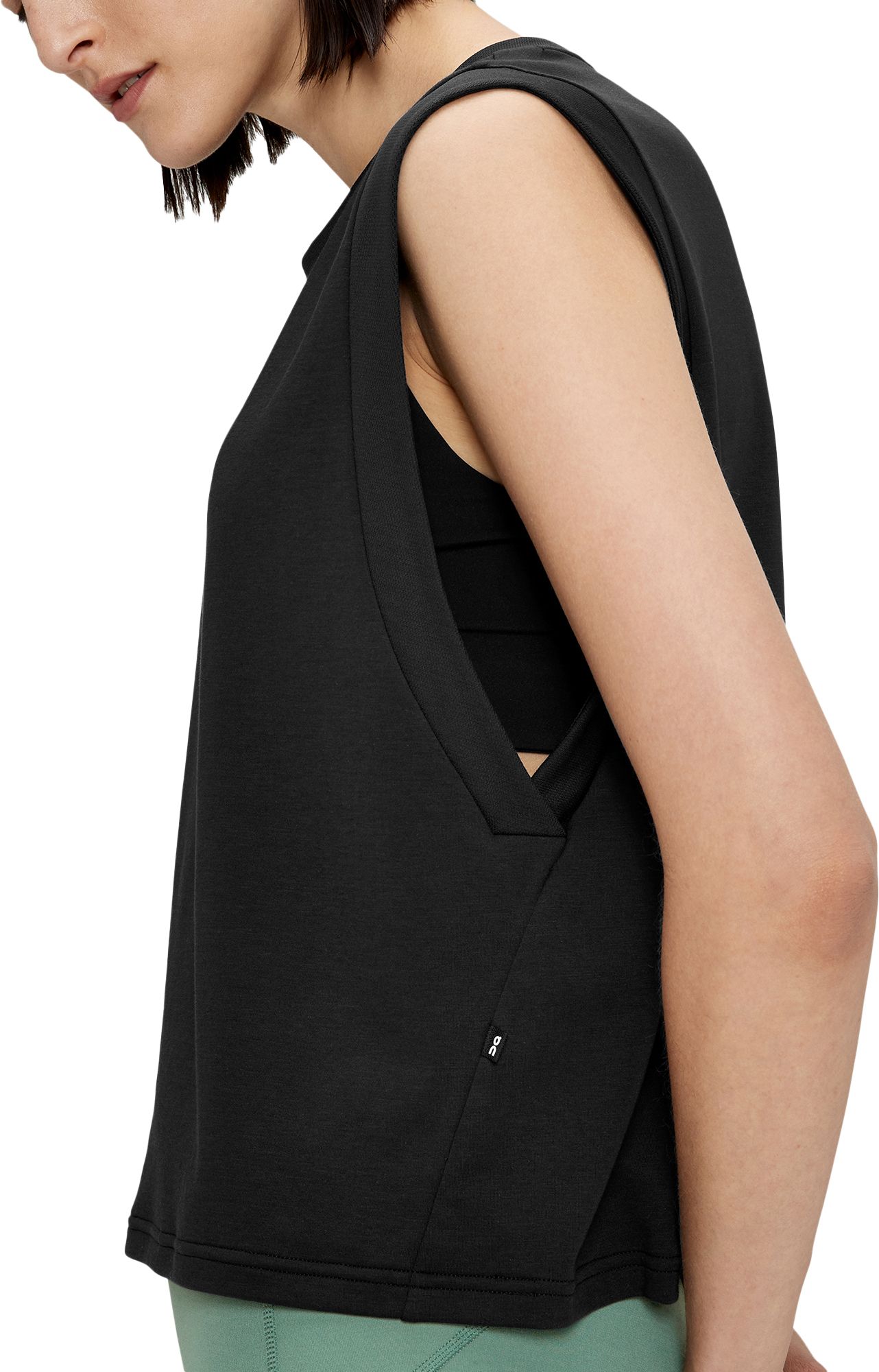 On Women's Focus Crop Top product image