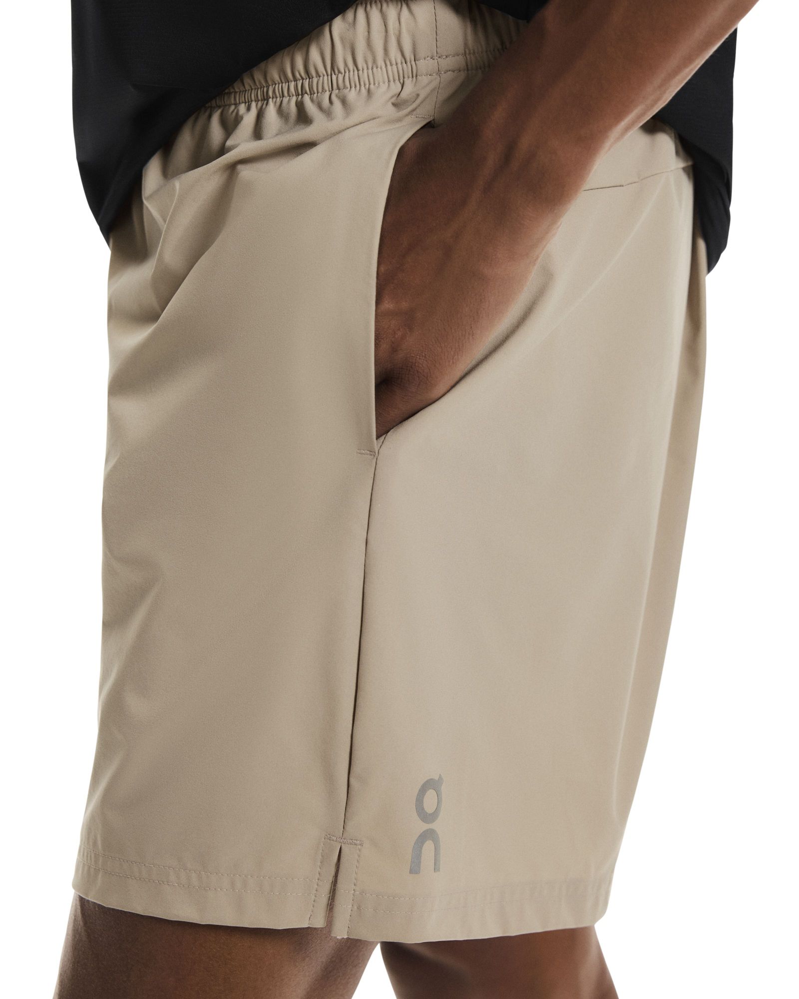 On Men's 5'' Core Shorts product image