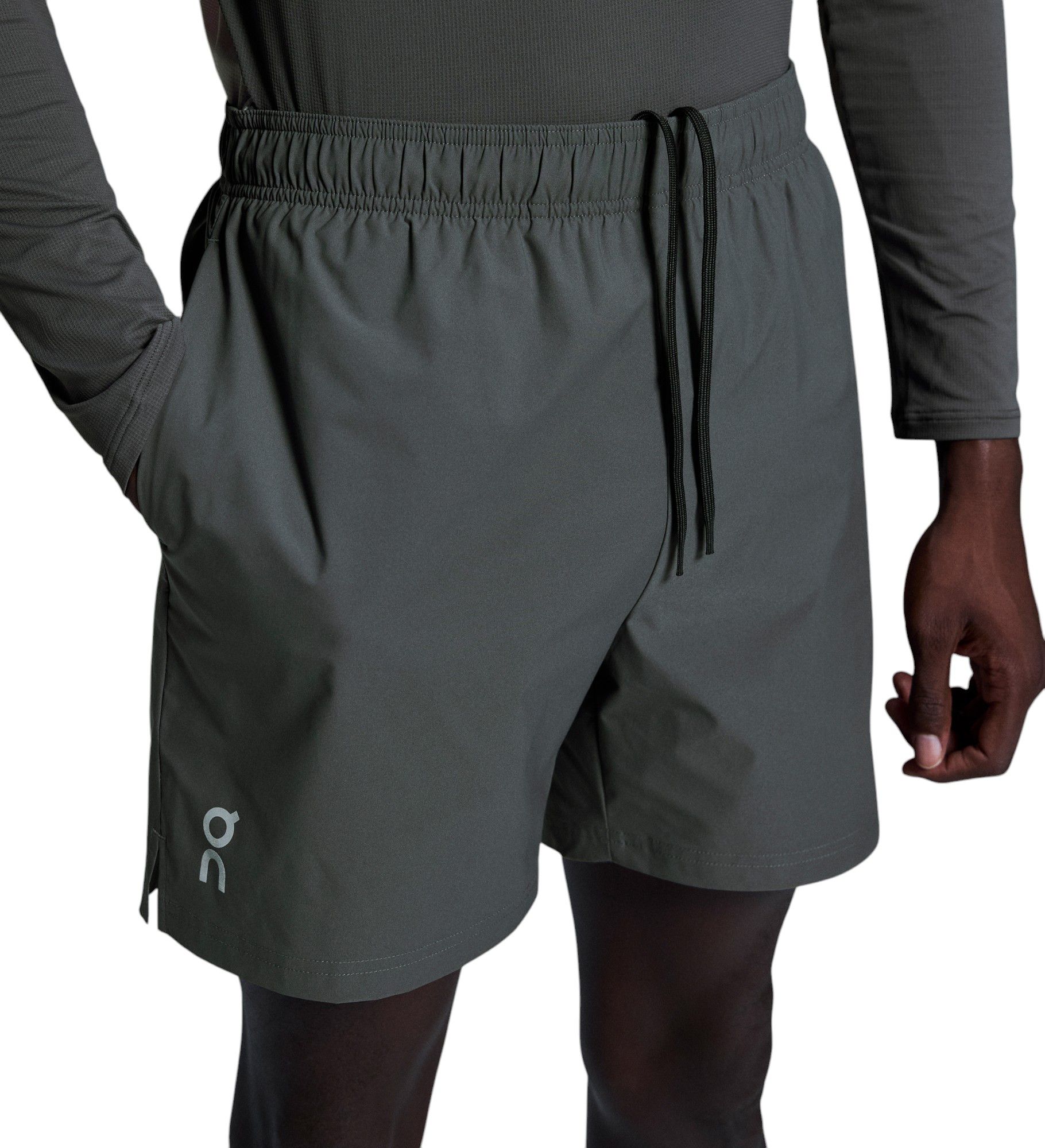On Men's 5'' Core Shorts product image