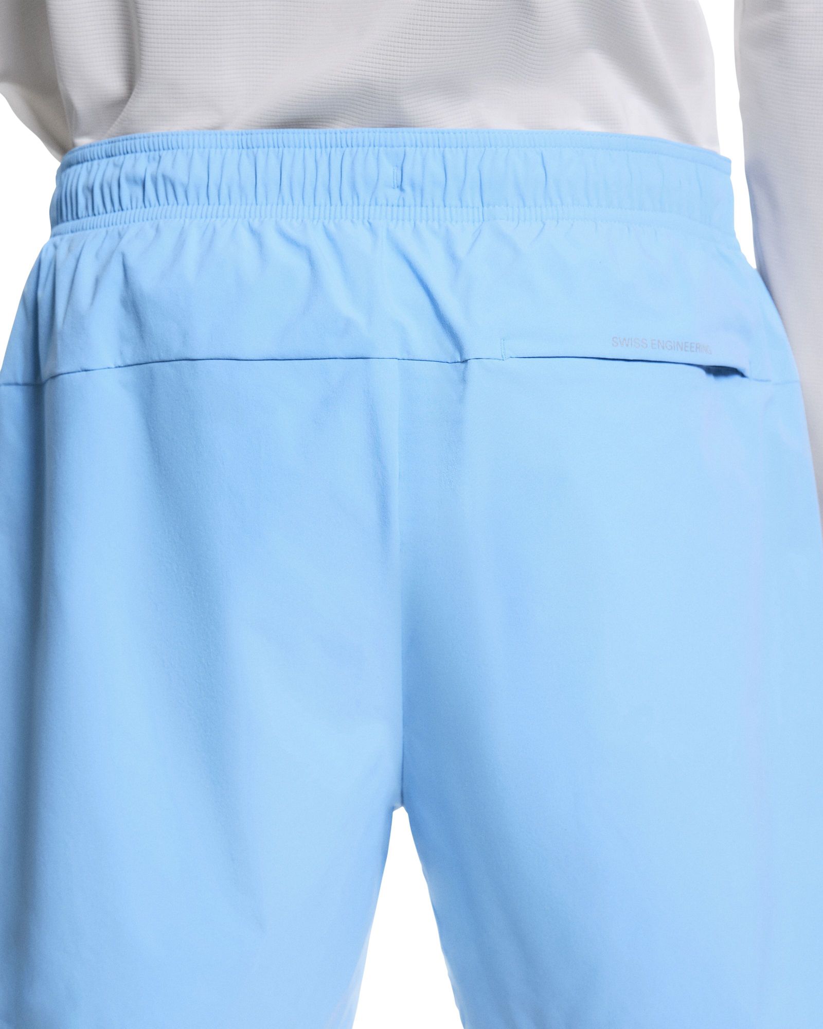 On Men's 5'' Core Shorts product image