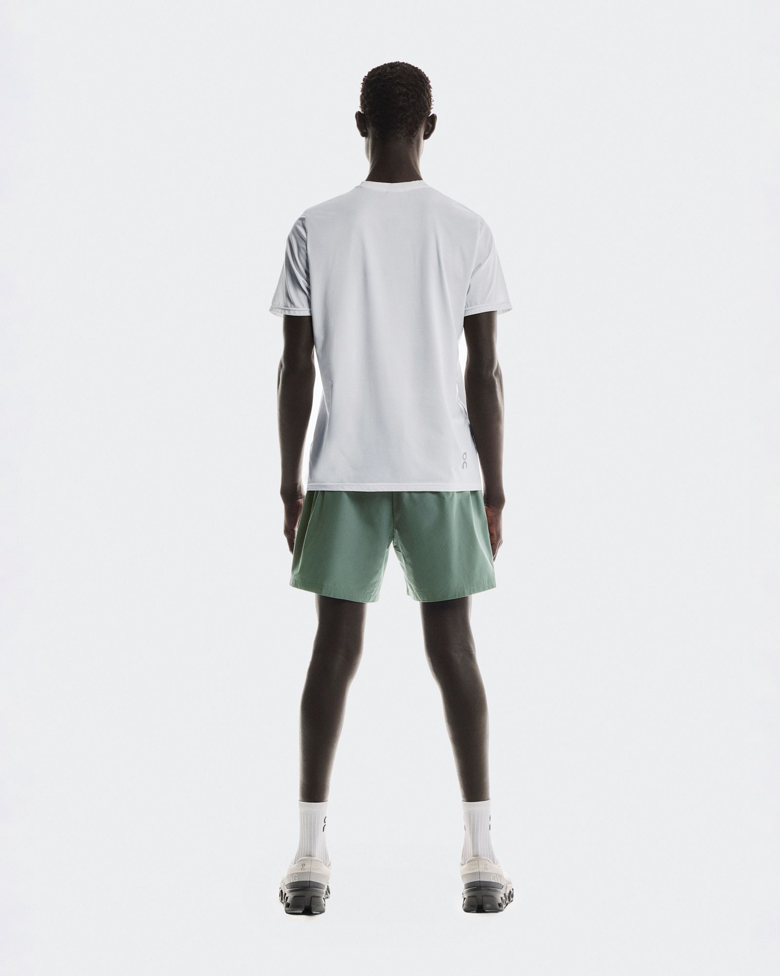 On Men's 5'' Core Shorts product image