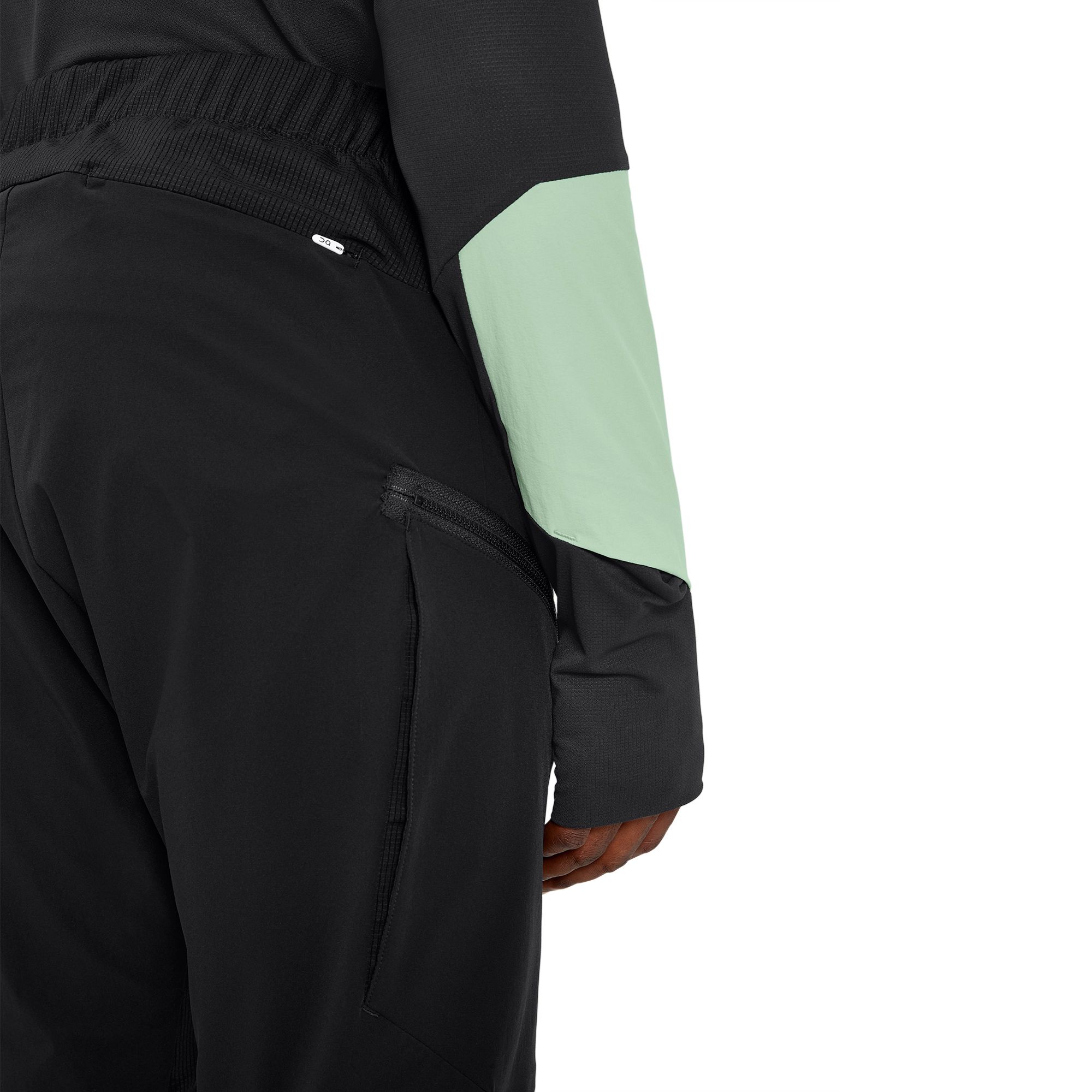 On Men's Trek Pants product image