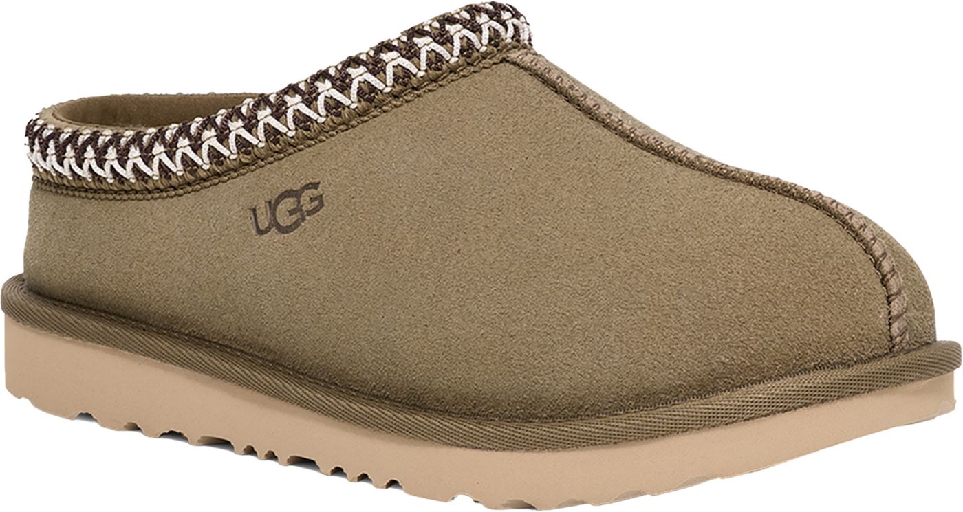 Ugg kid Tasman new store