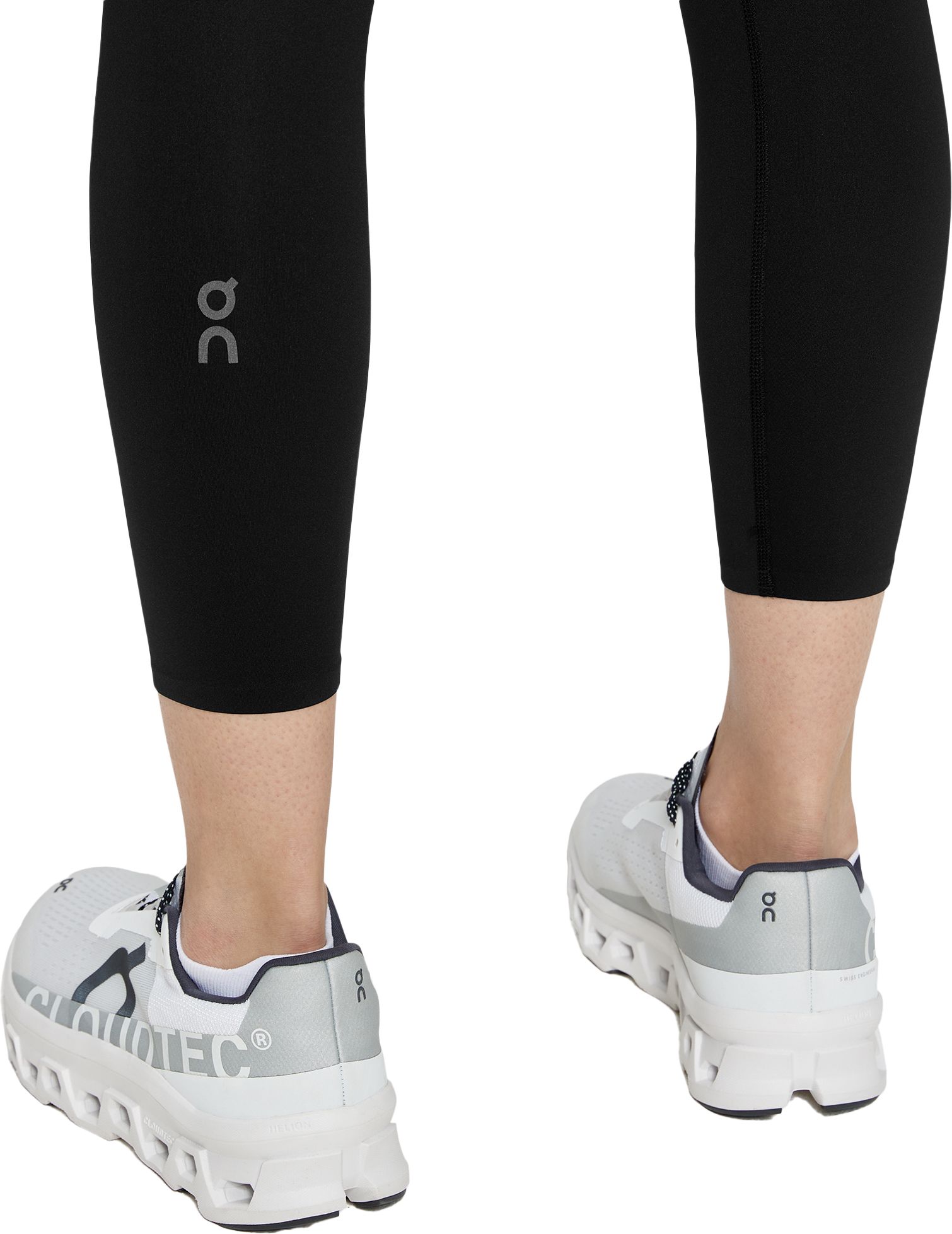 On Women's Performance 7/8 Tights product image