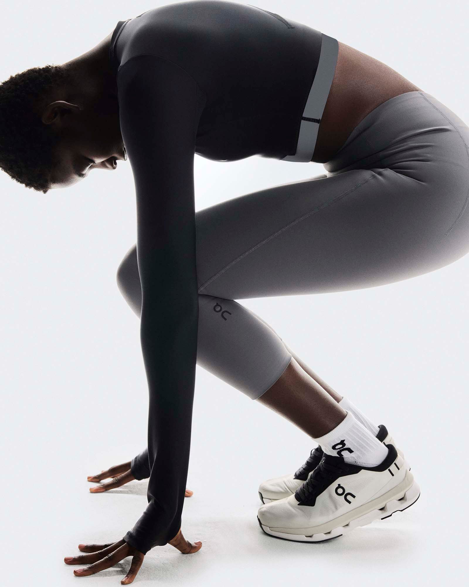 On Women's Train Long Sleeve Crop product image