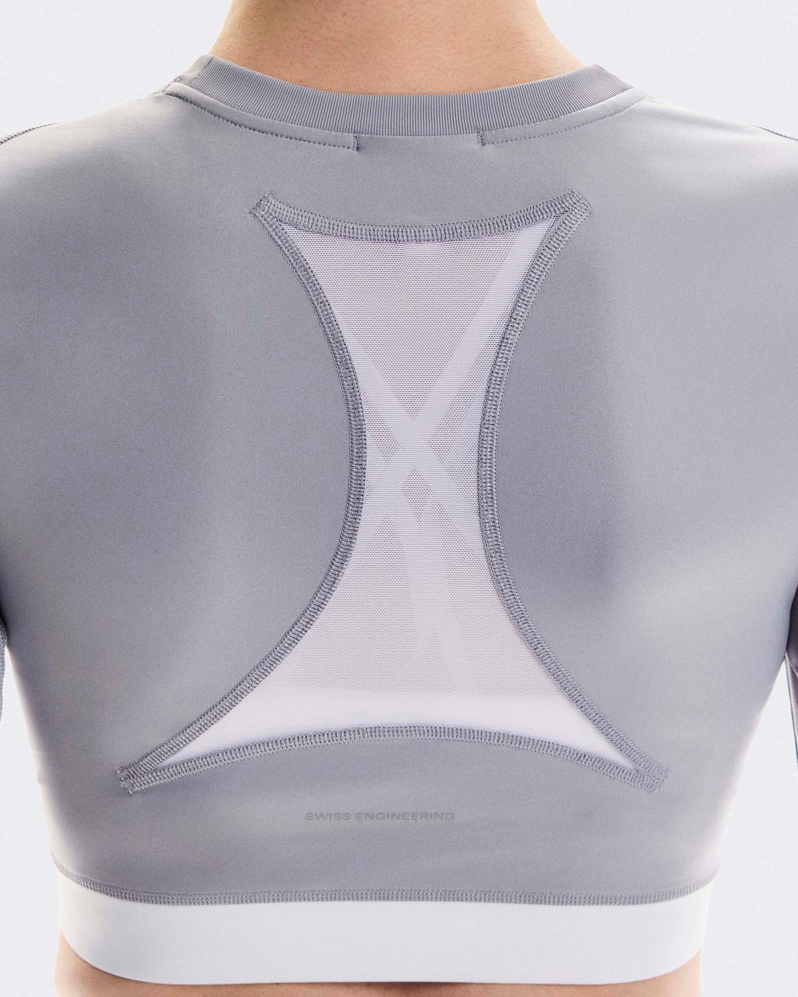 On Women's Train Long Sleeve Crop product image