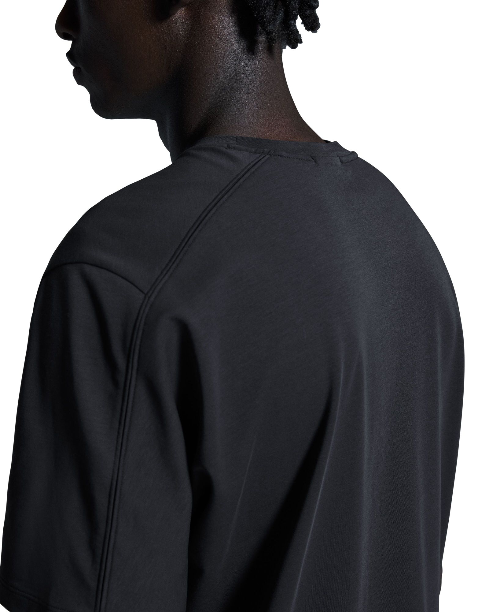 On Men's 25 Focus T-Shirt product image