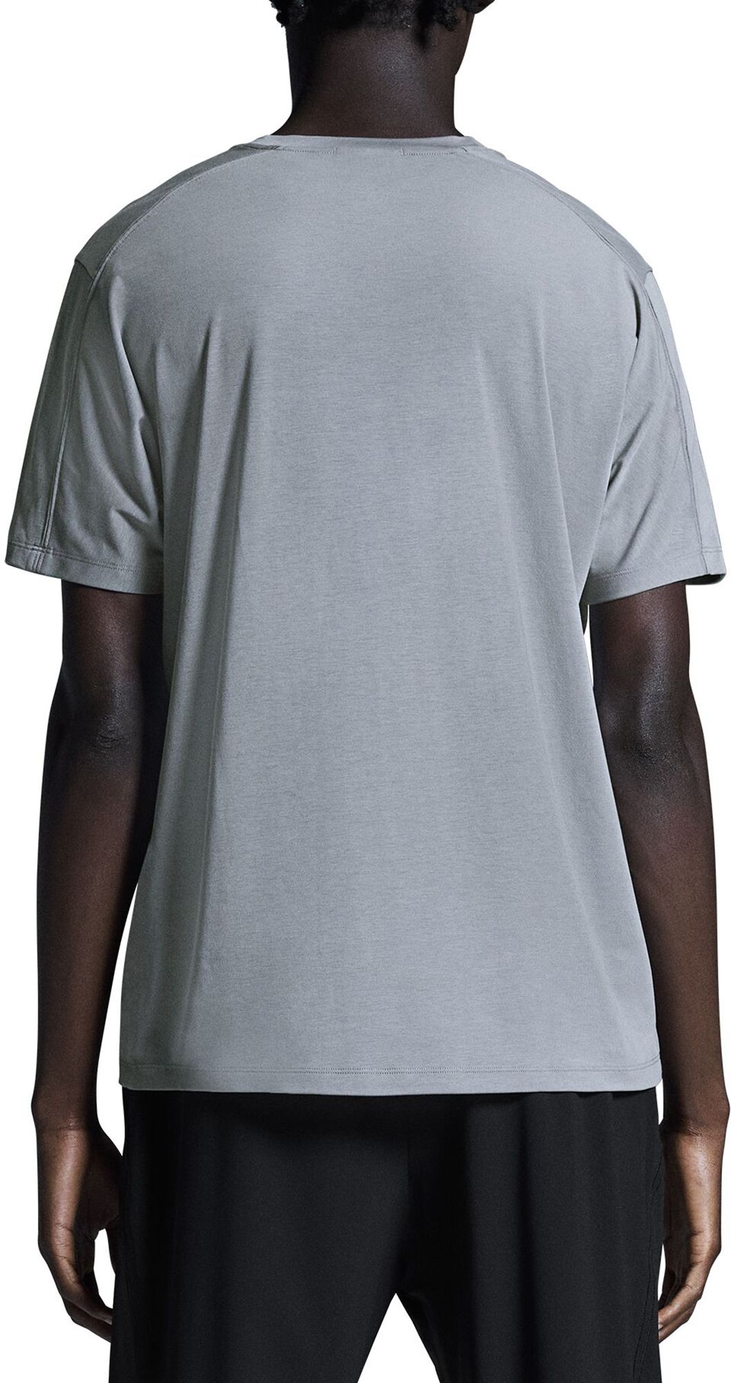 On Men's 25 Focus T-Shirt product image