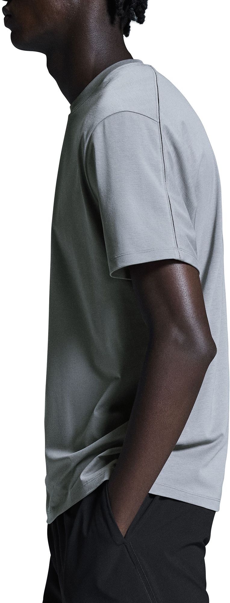 On Men's 25 Focus T-Shirt product image