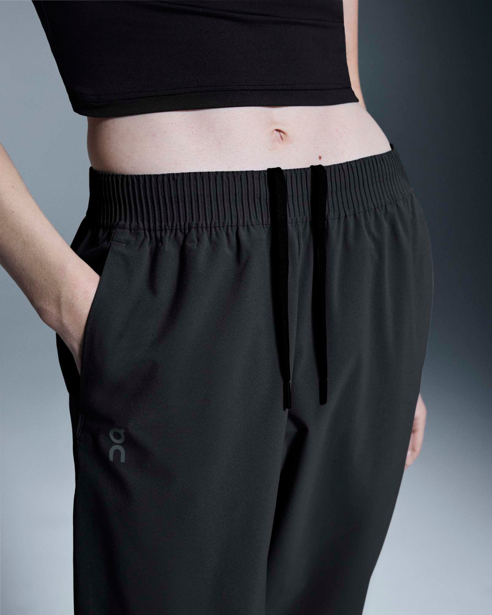 On Women's Focus Pants product image