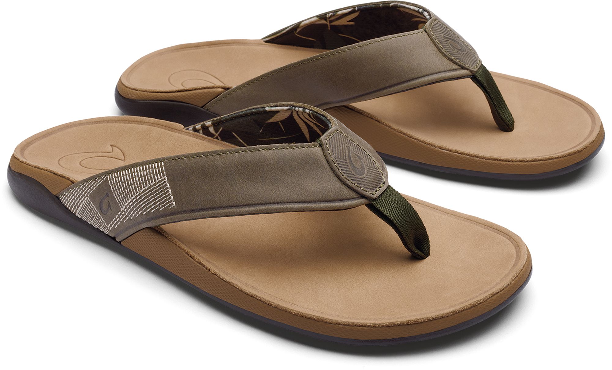 OluKai Men's Tuahine Flip Flop product image