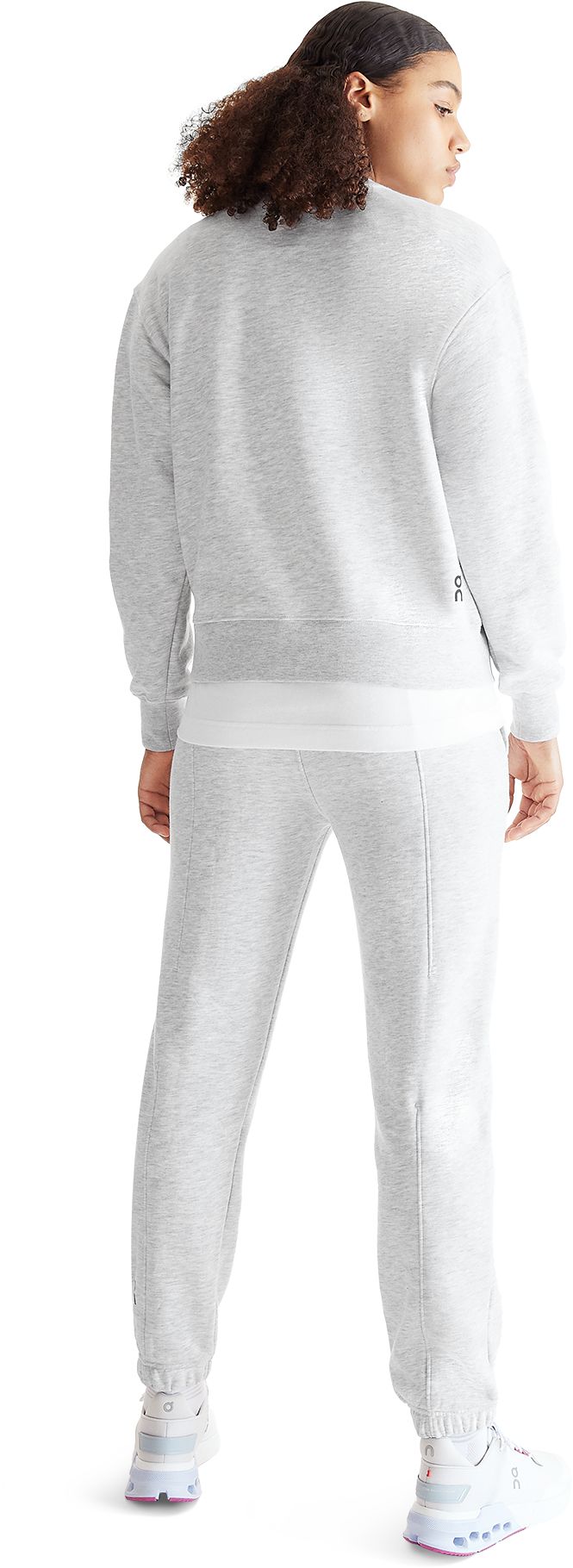 On Women's Club Crewneck Sweatshirt product image