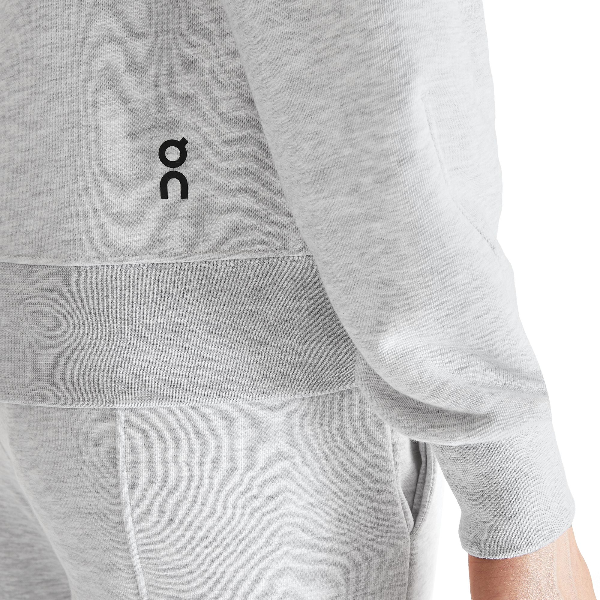 On Women's Club Crewneck Sweatshirt product image