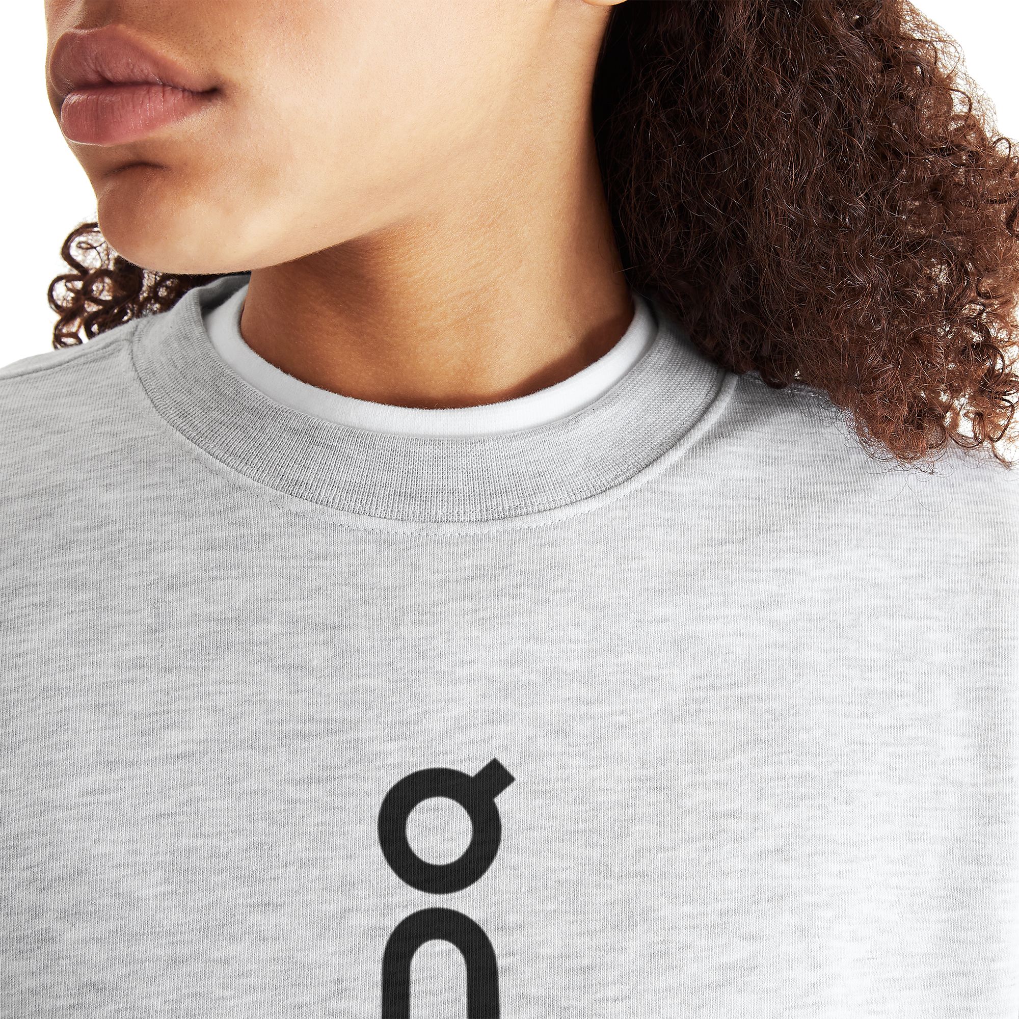 On Women's Club Crewneck Sweatshirt product image