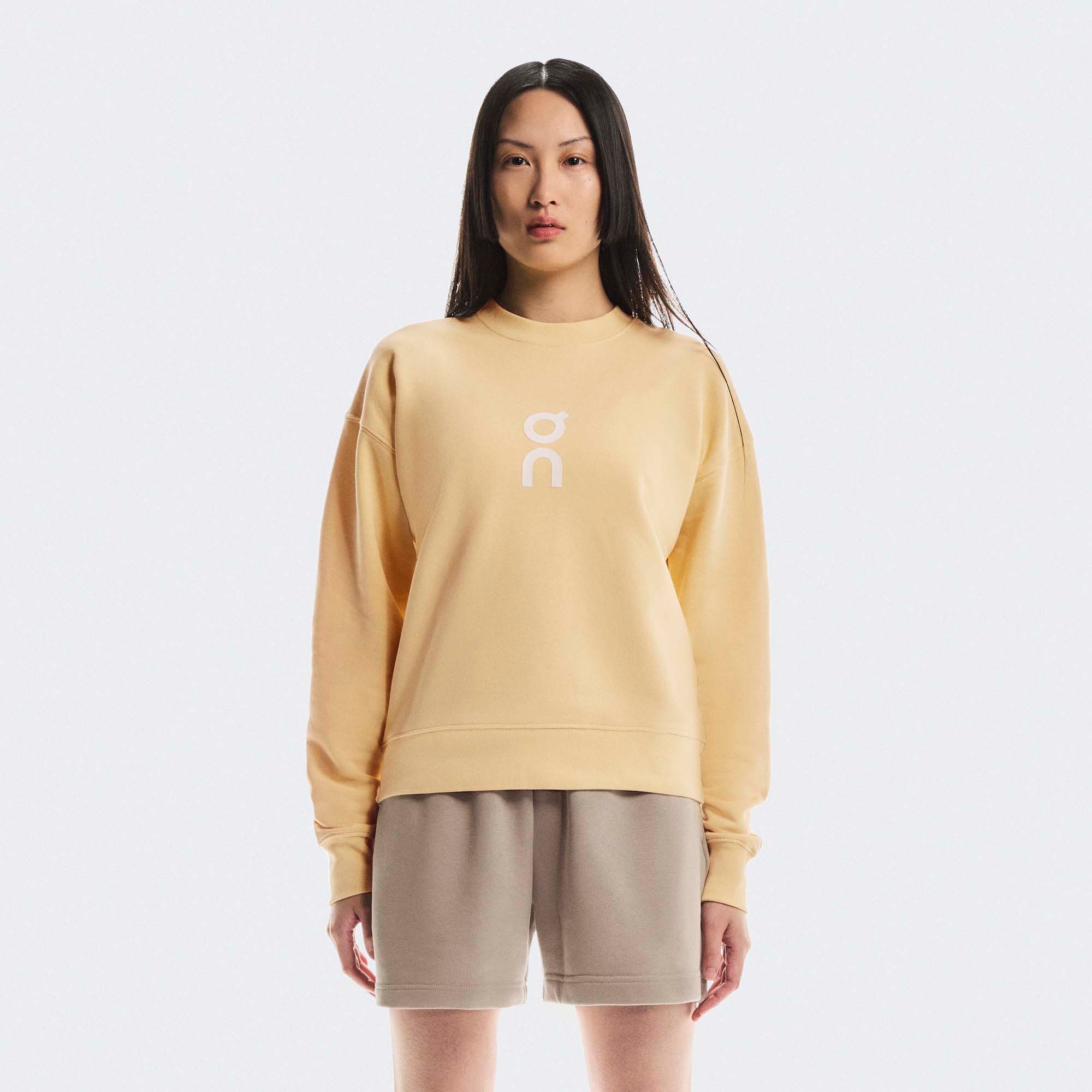 On Women's Club Crewneck Sweatshirt product image