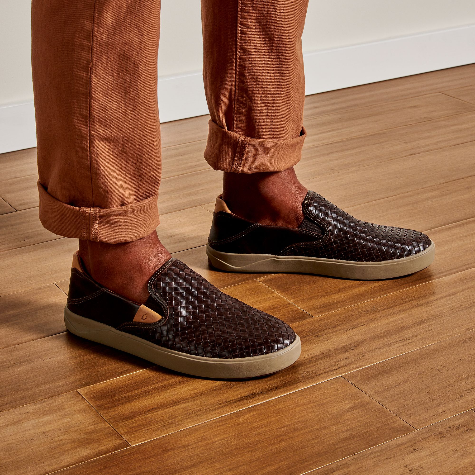 OluKai Men's Lae'ahi Lauhala Shoes product image