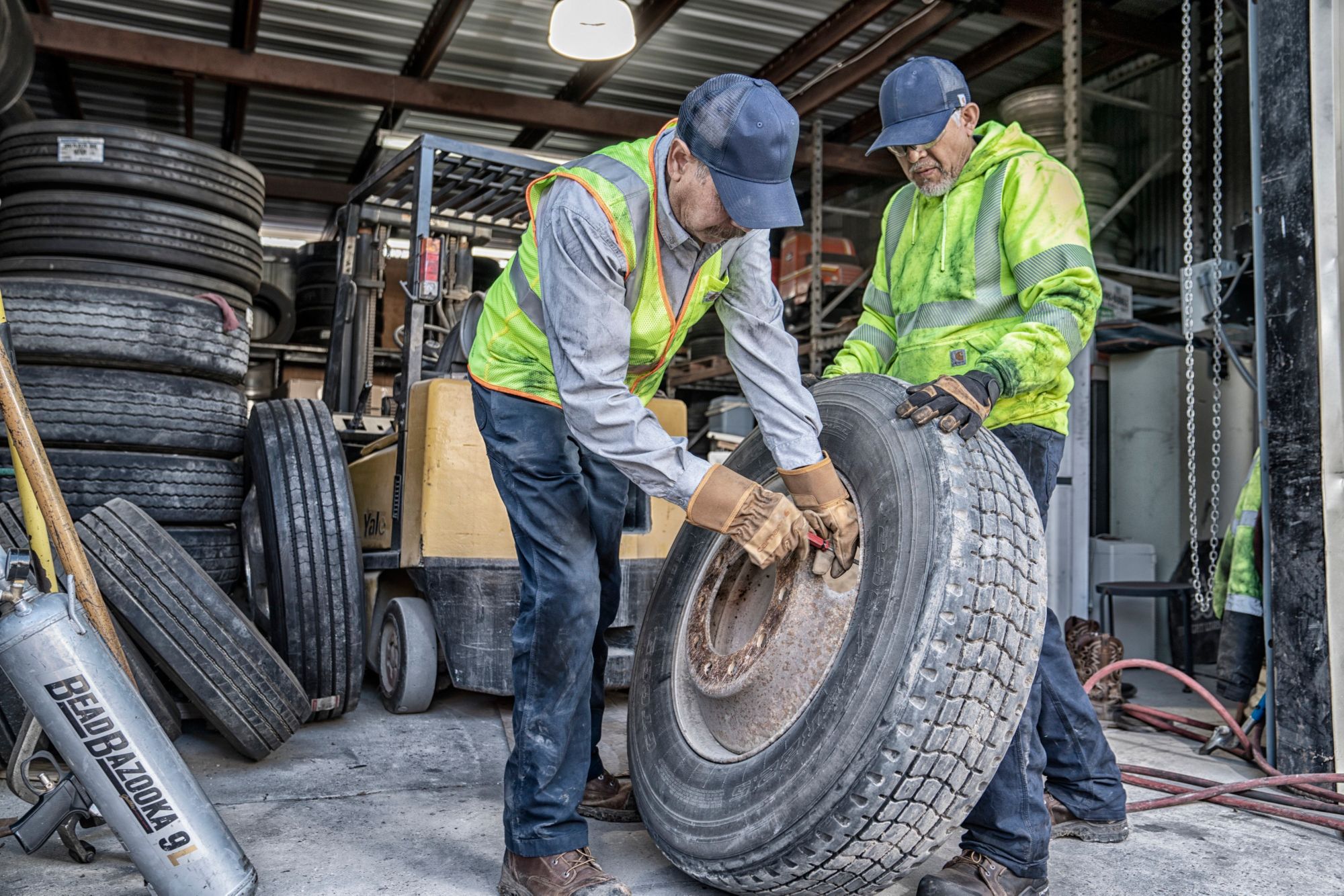 Carhartt Men's High-Visibility Loose Fit Midweight Class 3 Sweatshirt product image