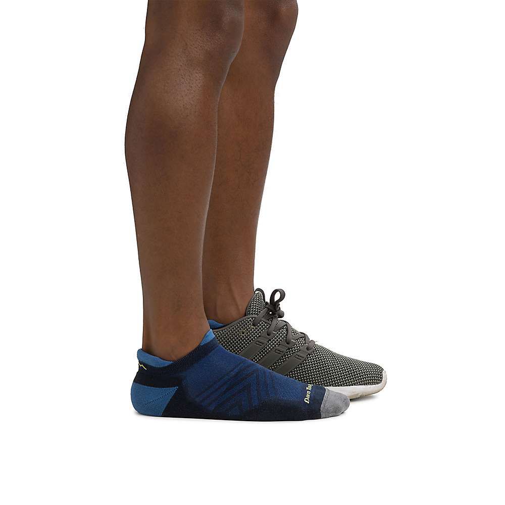 Darn Tough Men's No Show Tab Ultra-Lightweight Running Socks product image