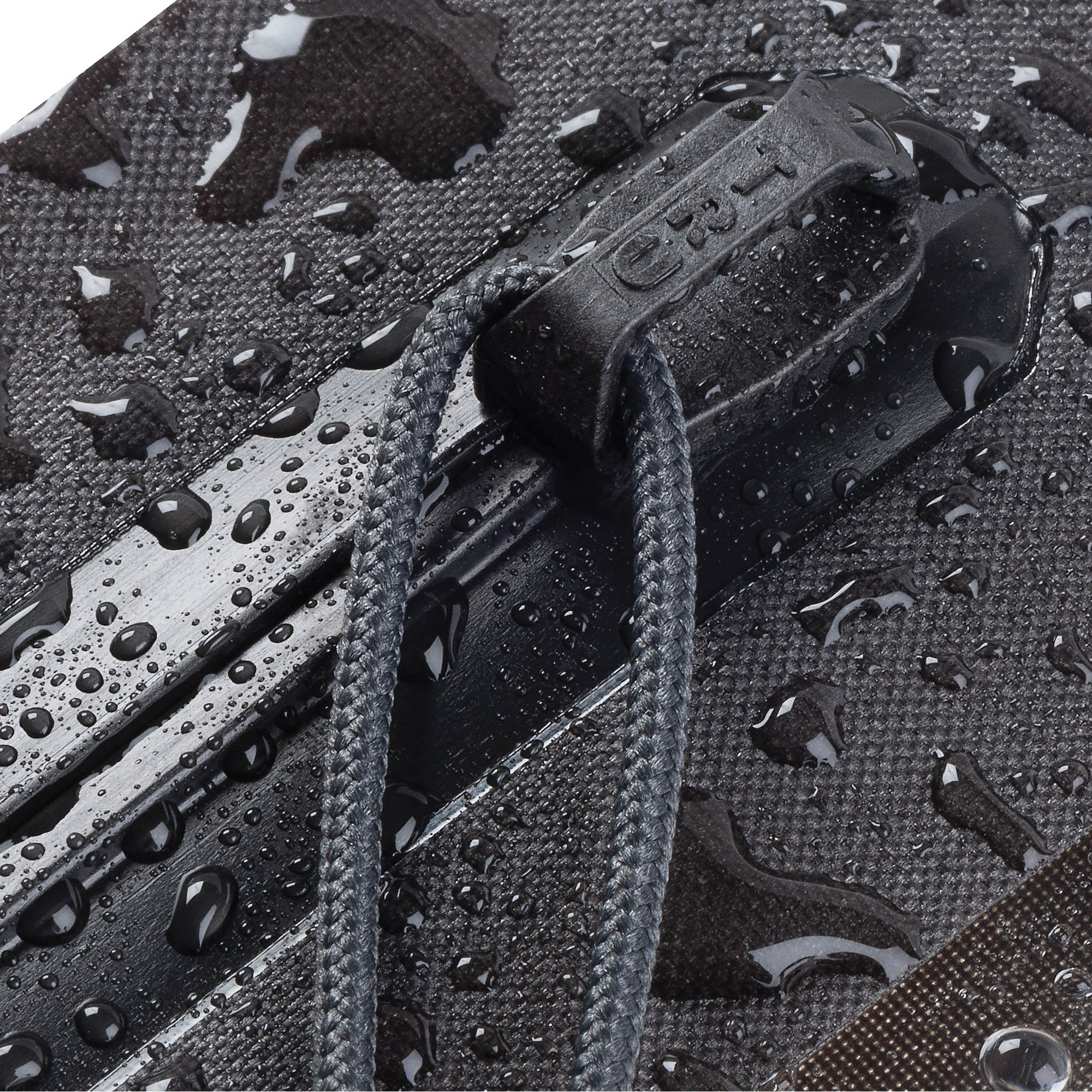 Nite Ize RunOff Waterproof Travel Pouch product image