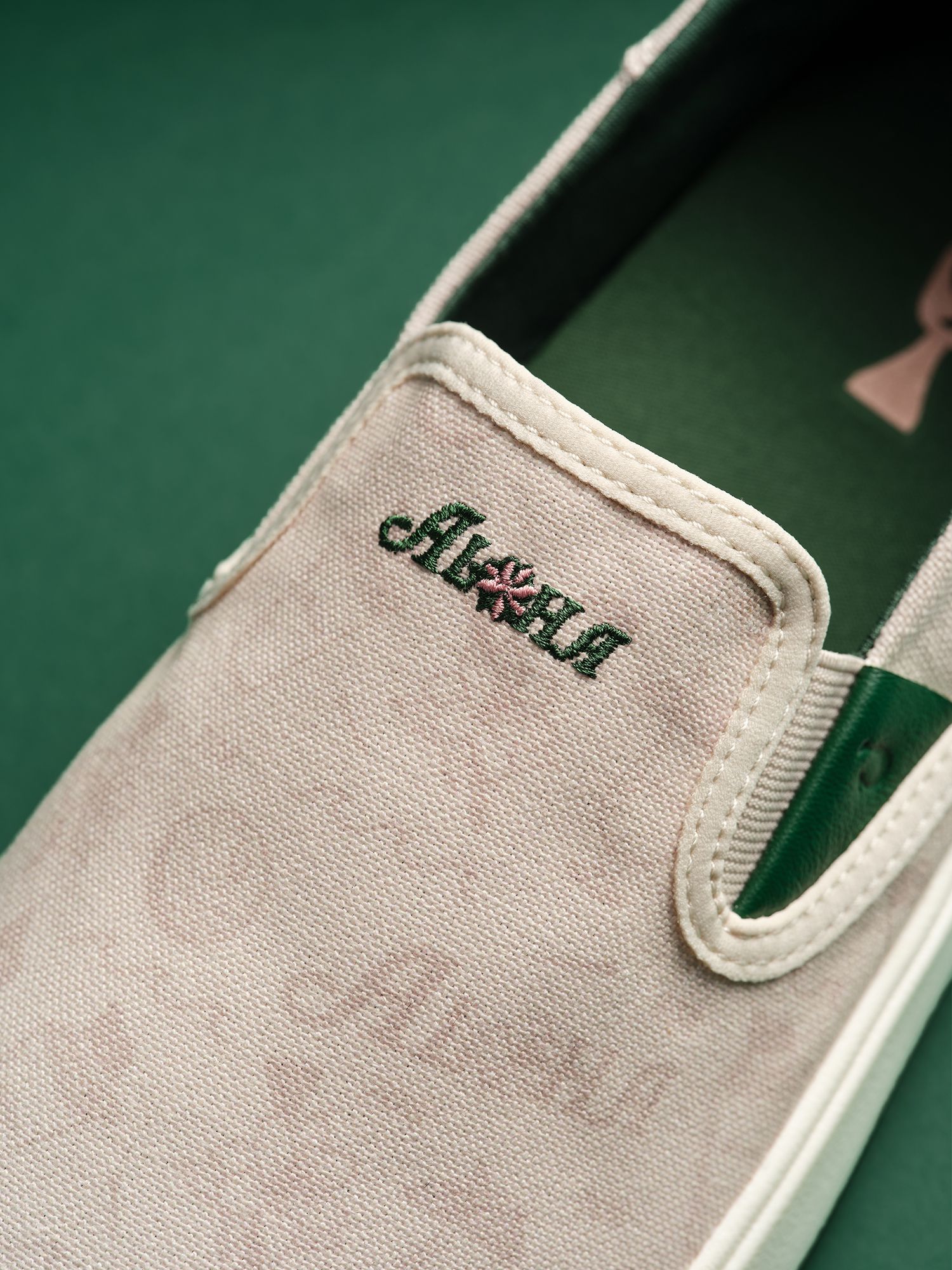 OluKai Men's Wai'alae Slip-On Golf Shoes product image