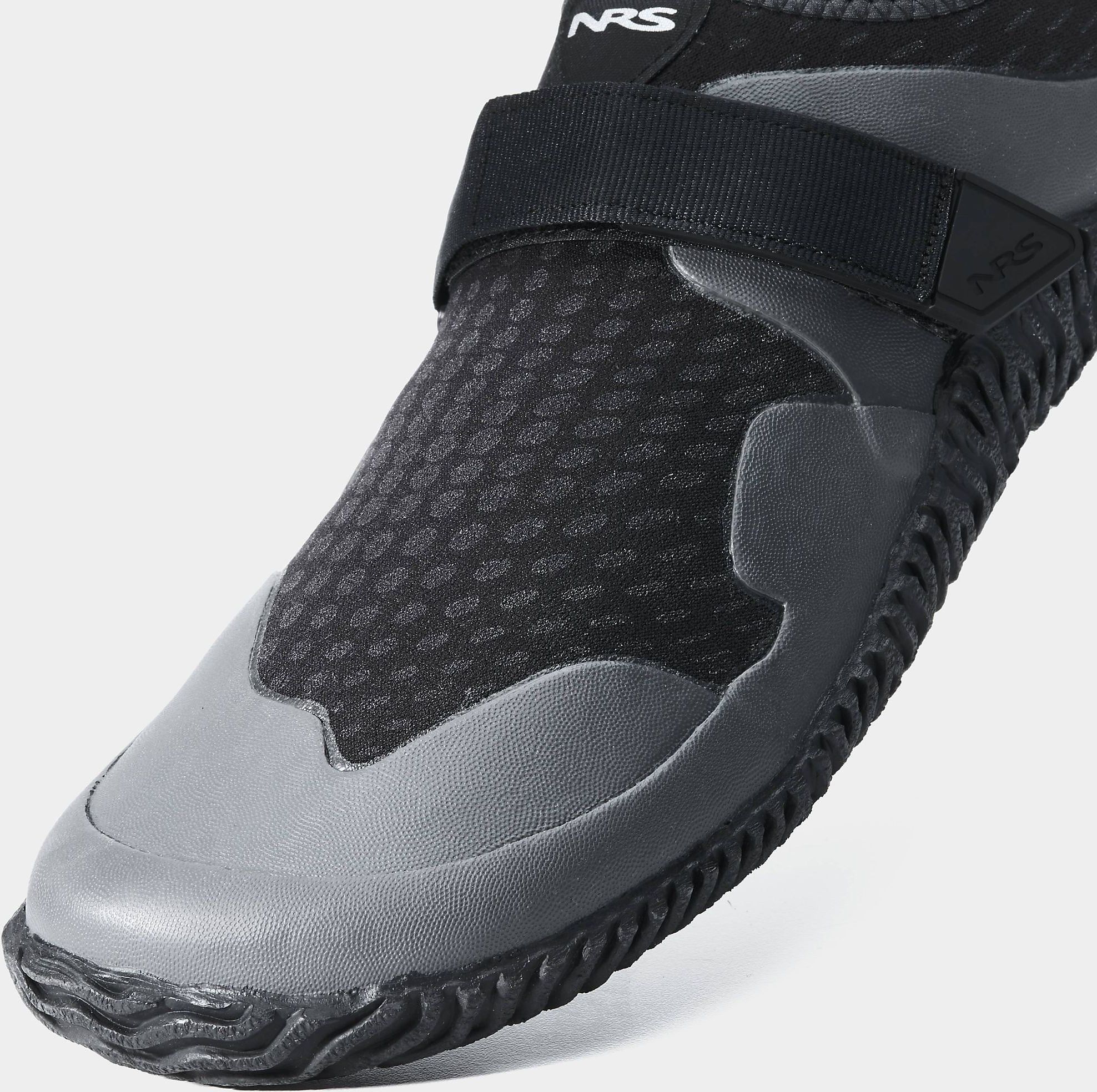 NRS Men's Kicker Wetshoe product image