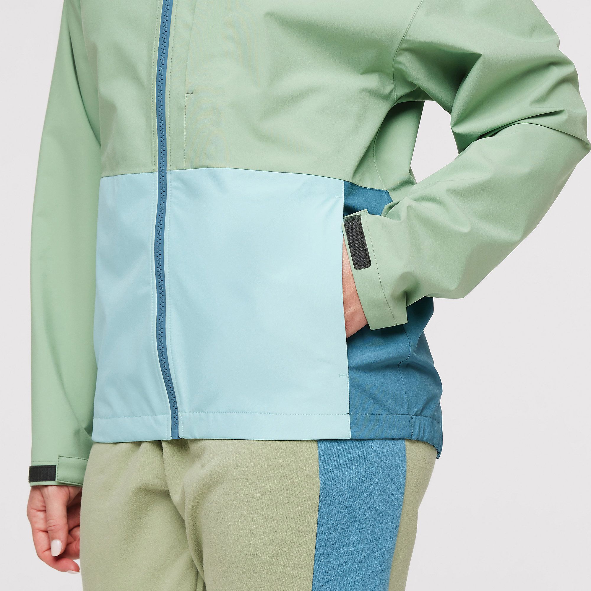 Cotopaxi Women's Cielo Rain Jacket product image