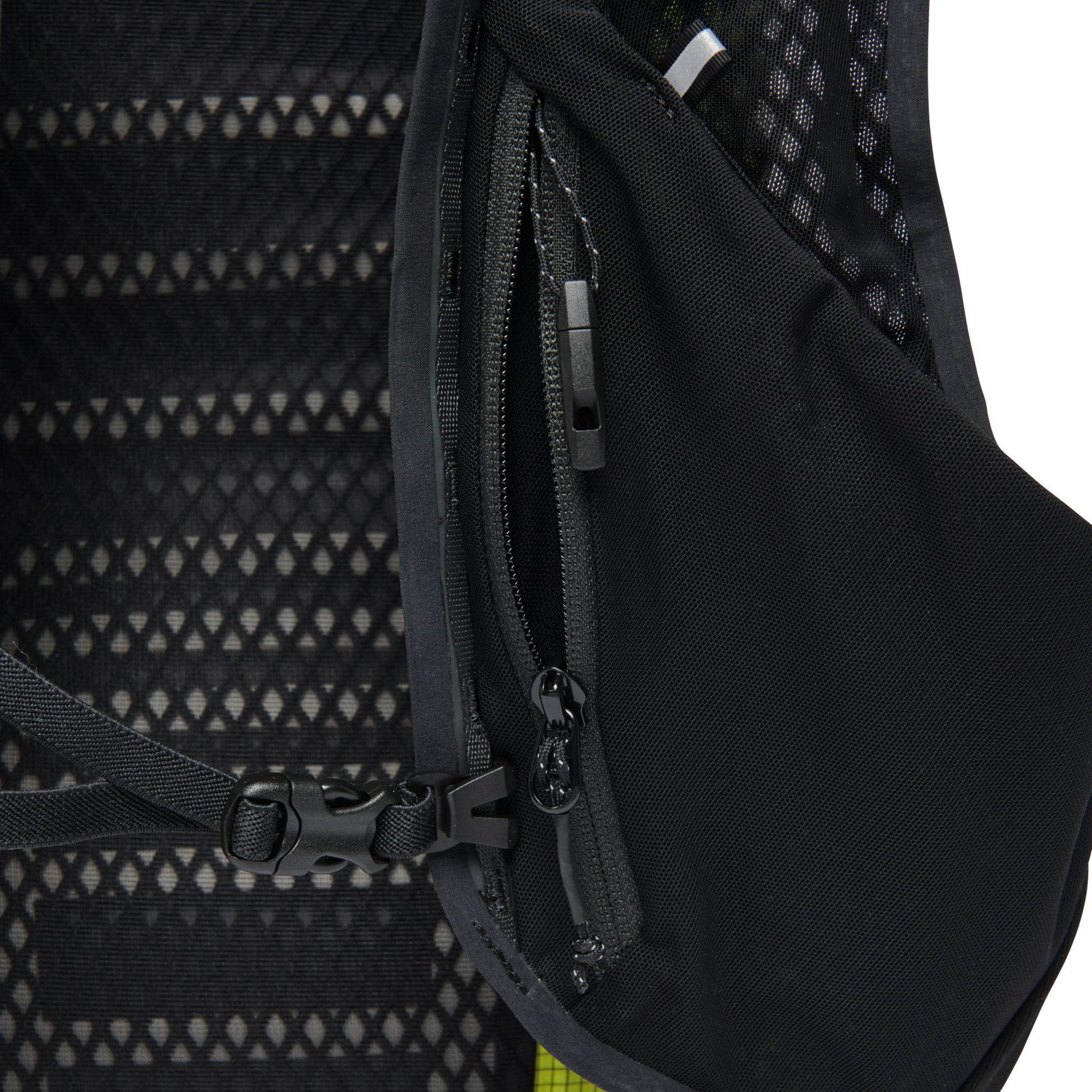 Black Diamond Distance 15 Backpack product image