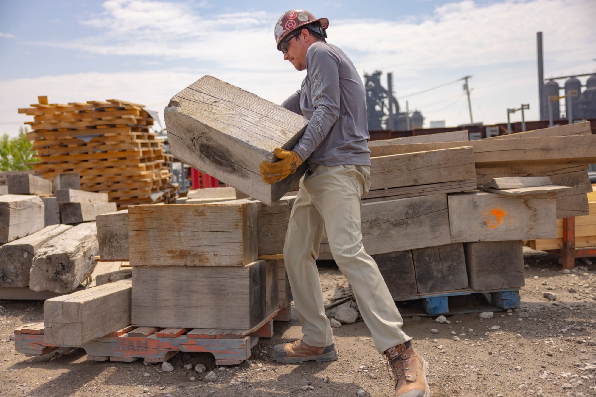 Carhartt Men's Force Sun Defender Long Sleeve Shirt product image