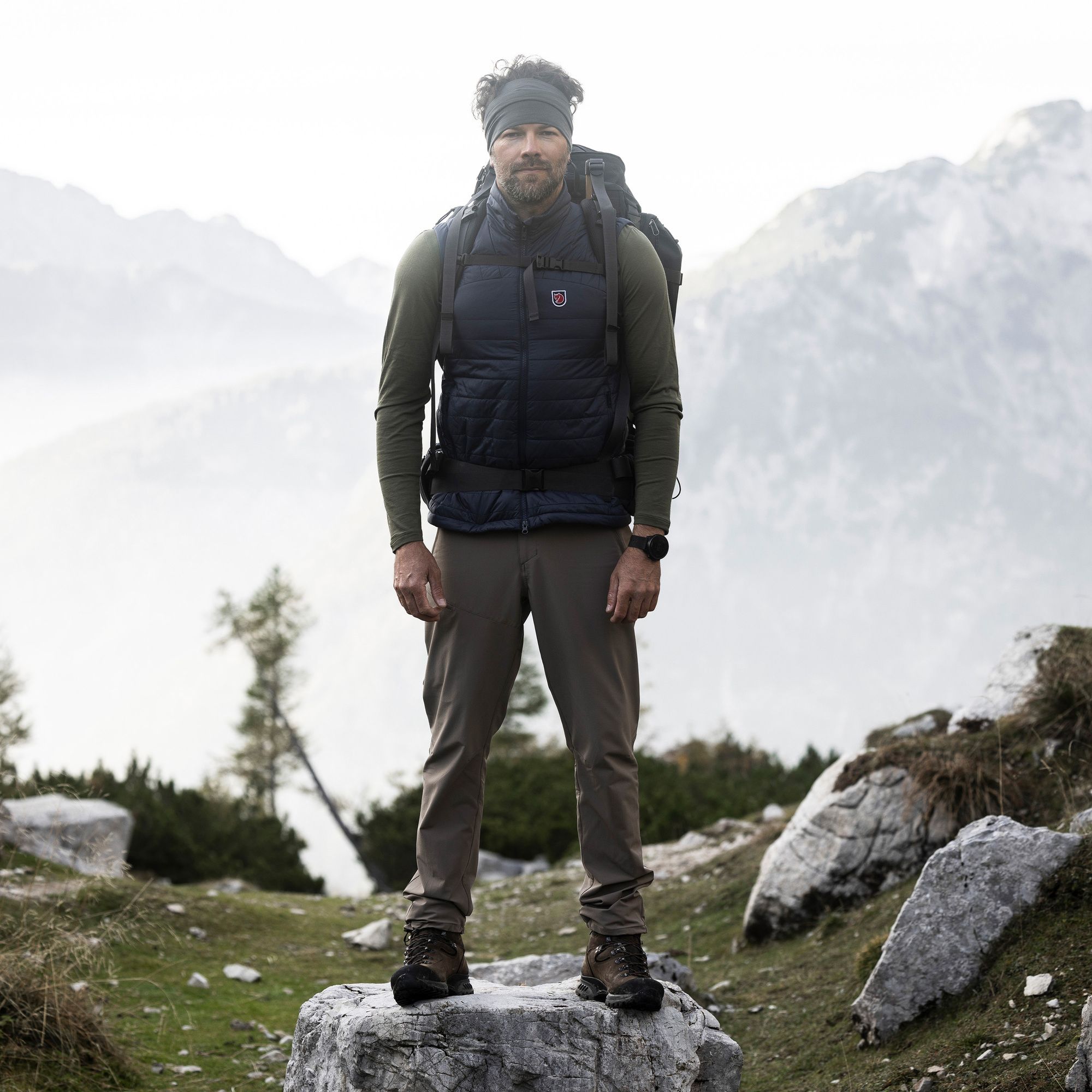 Fjallraven Men's Abisko Trail Stretch Trousers product image