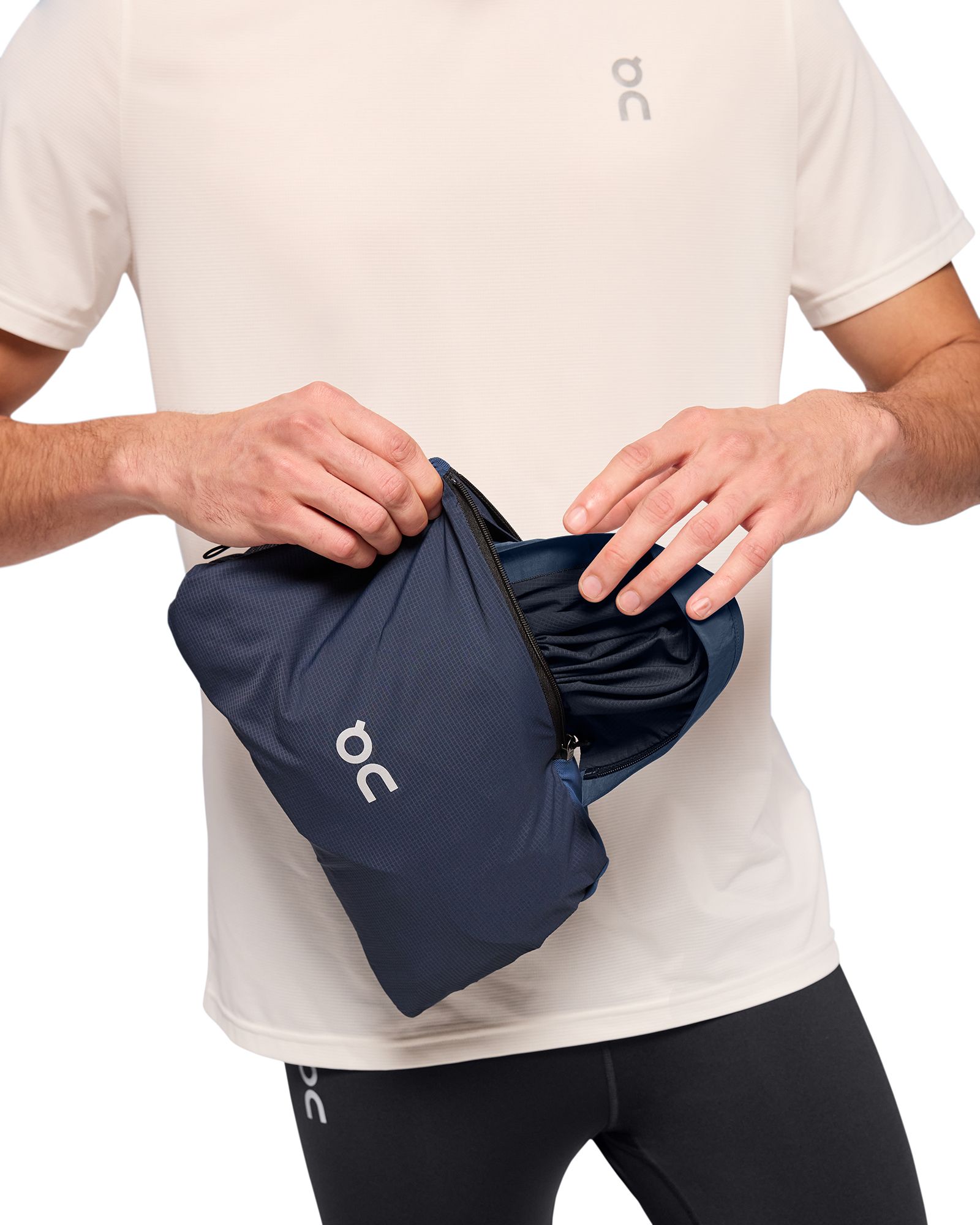 On Men's Core Jacket product image