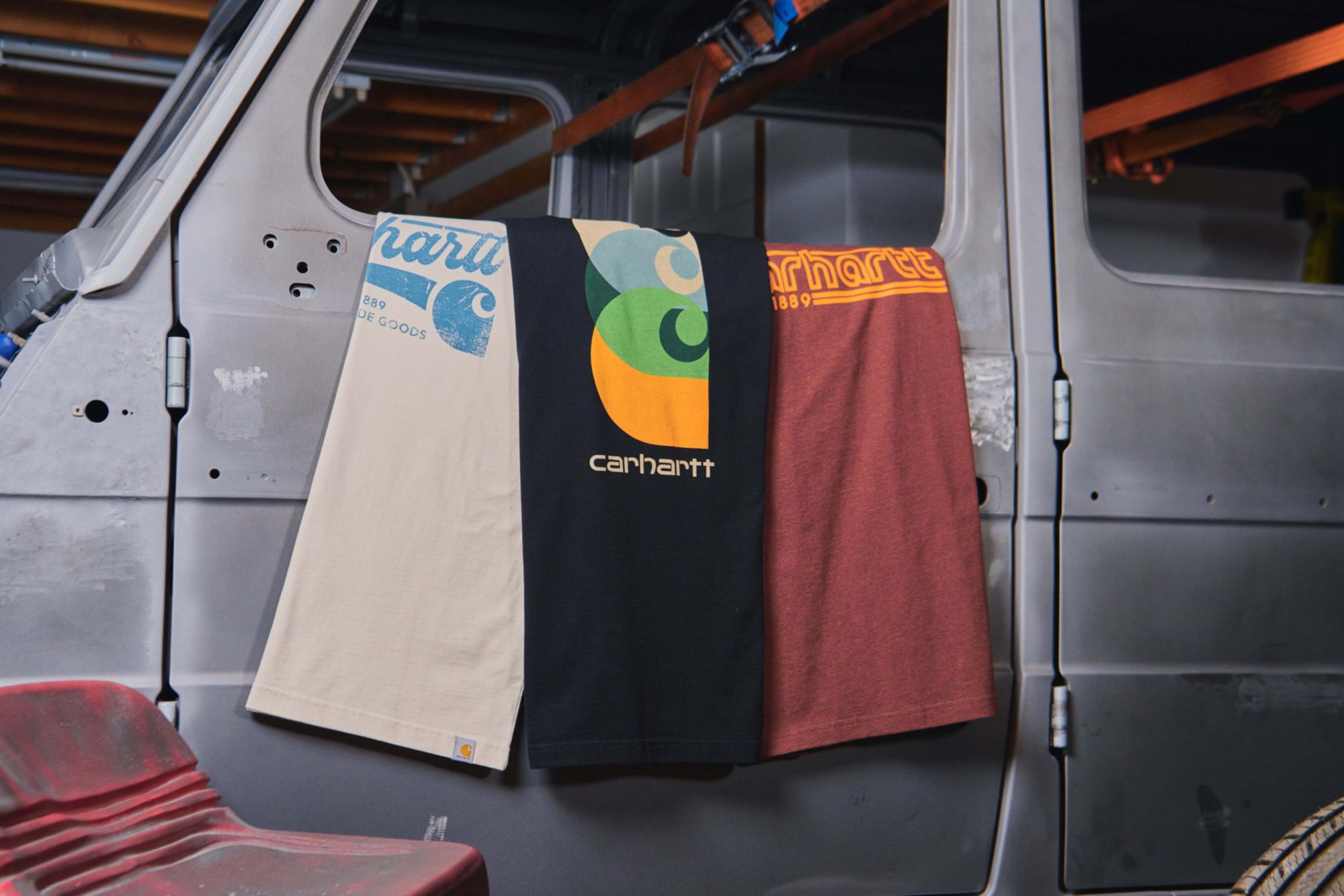 Carhartt Men's Lightweight Short-Sleeve C Graphic Pocket T-Shirt product image