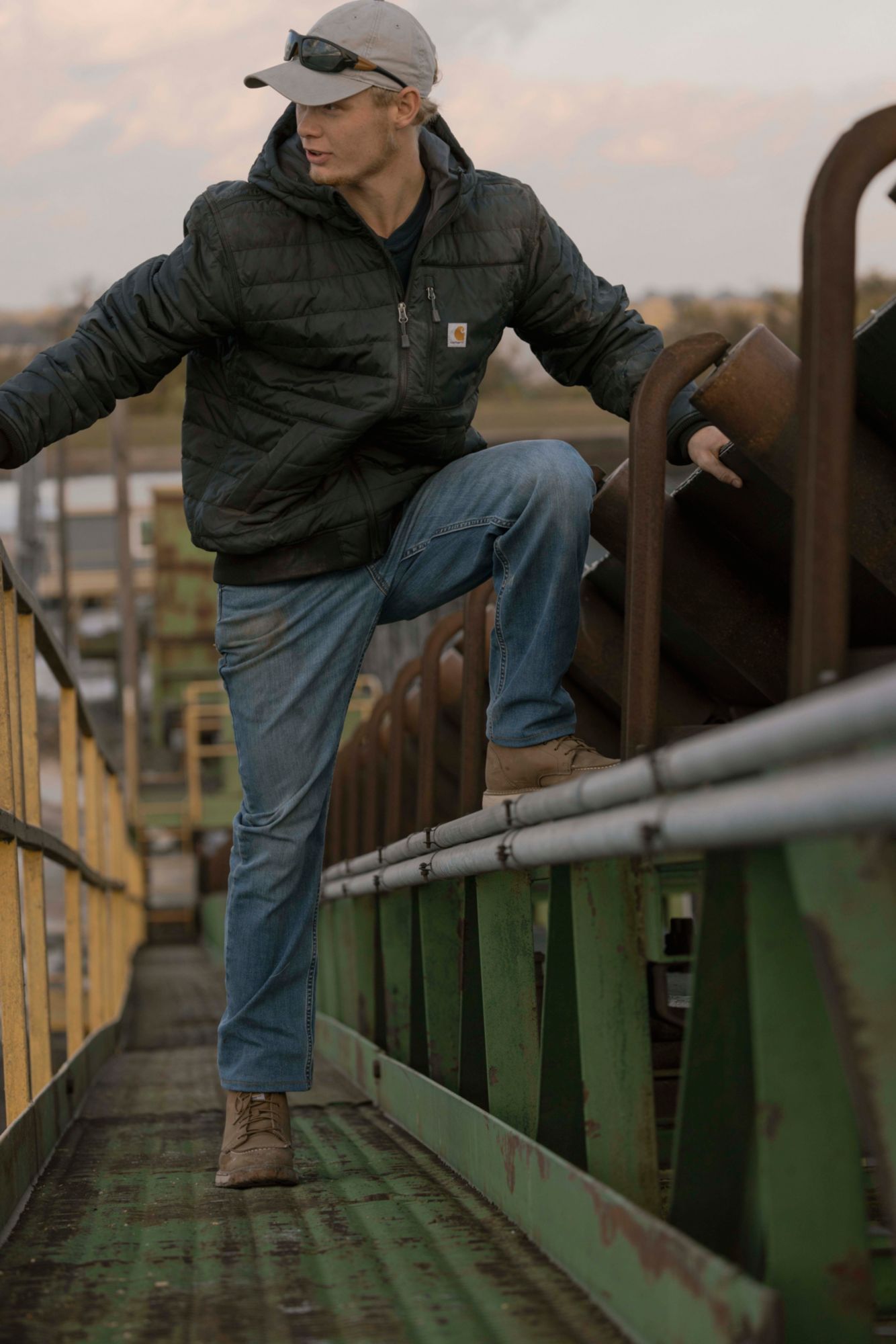 Carhartt Men's Gilliam Rain Defender Insulated Hooded Jacket product image