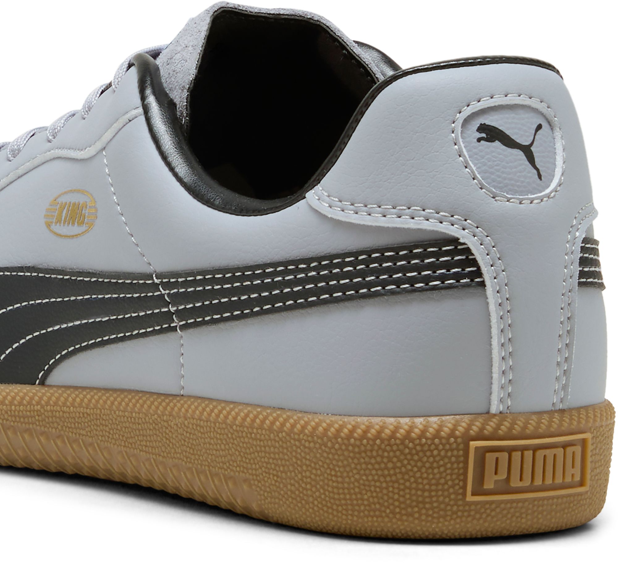 PUMA King 21 Indoor Soccer Shoes product image