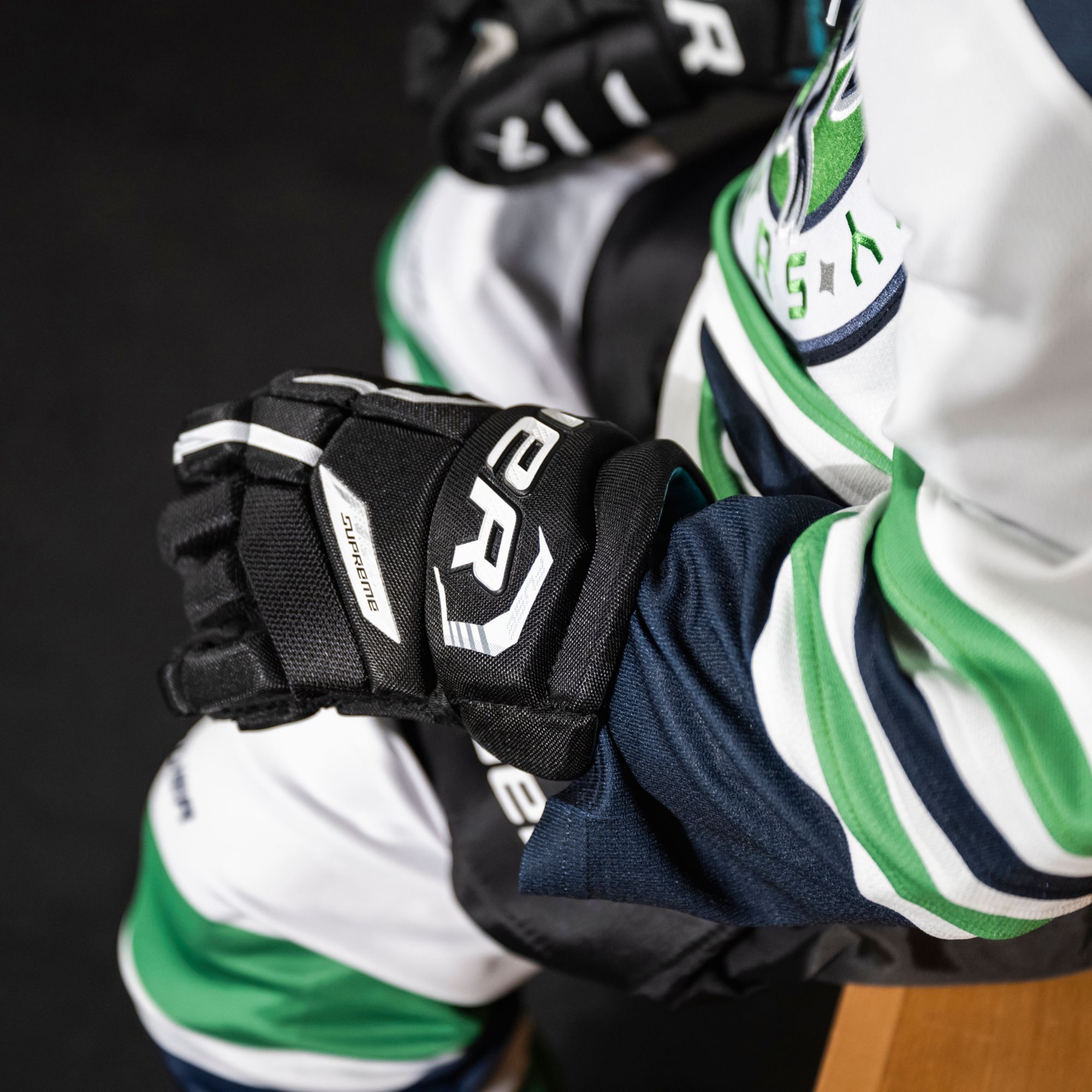 Bauer Supreme Fuse Hockey Glove- Youth product image