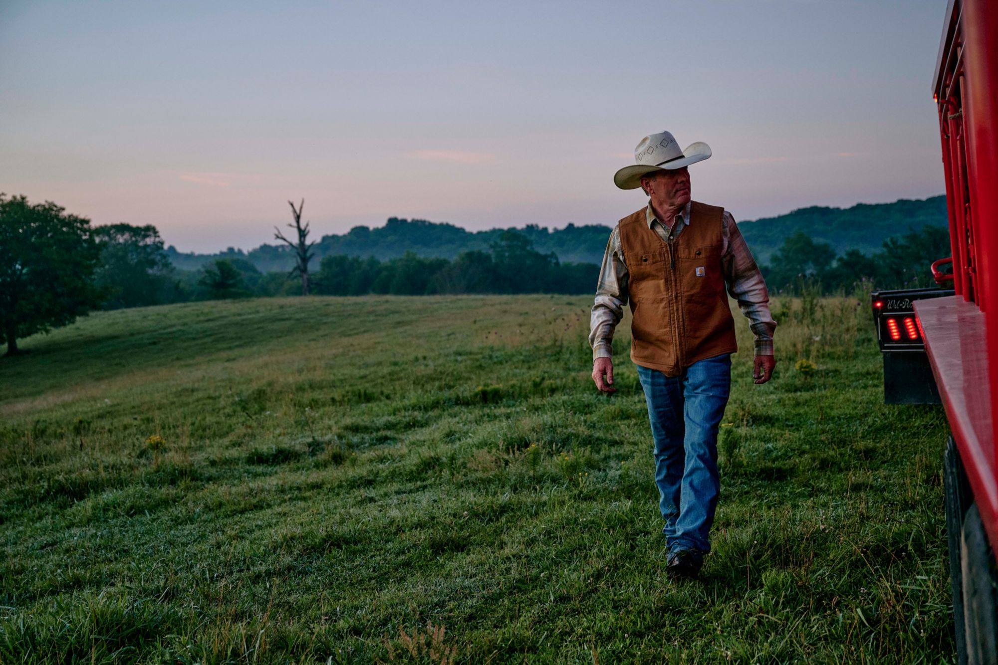 Carhartt Men's Montana Duck Vest product image