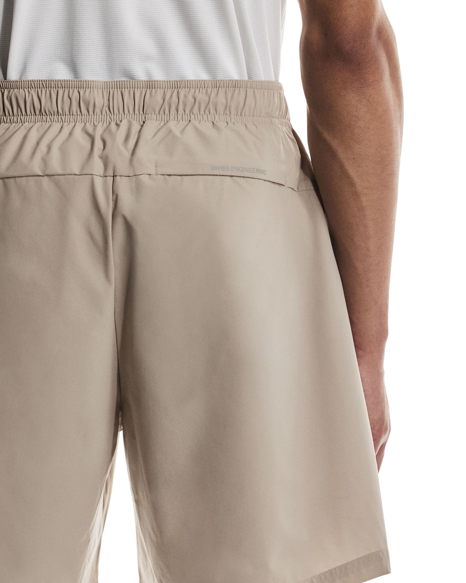 On Men's 7'' Core Shorts product image