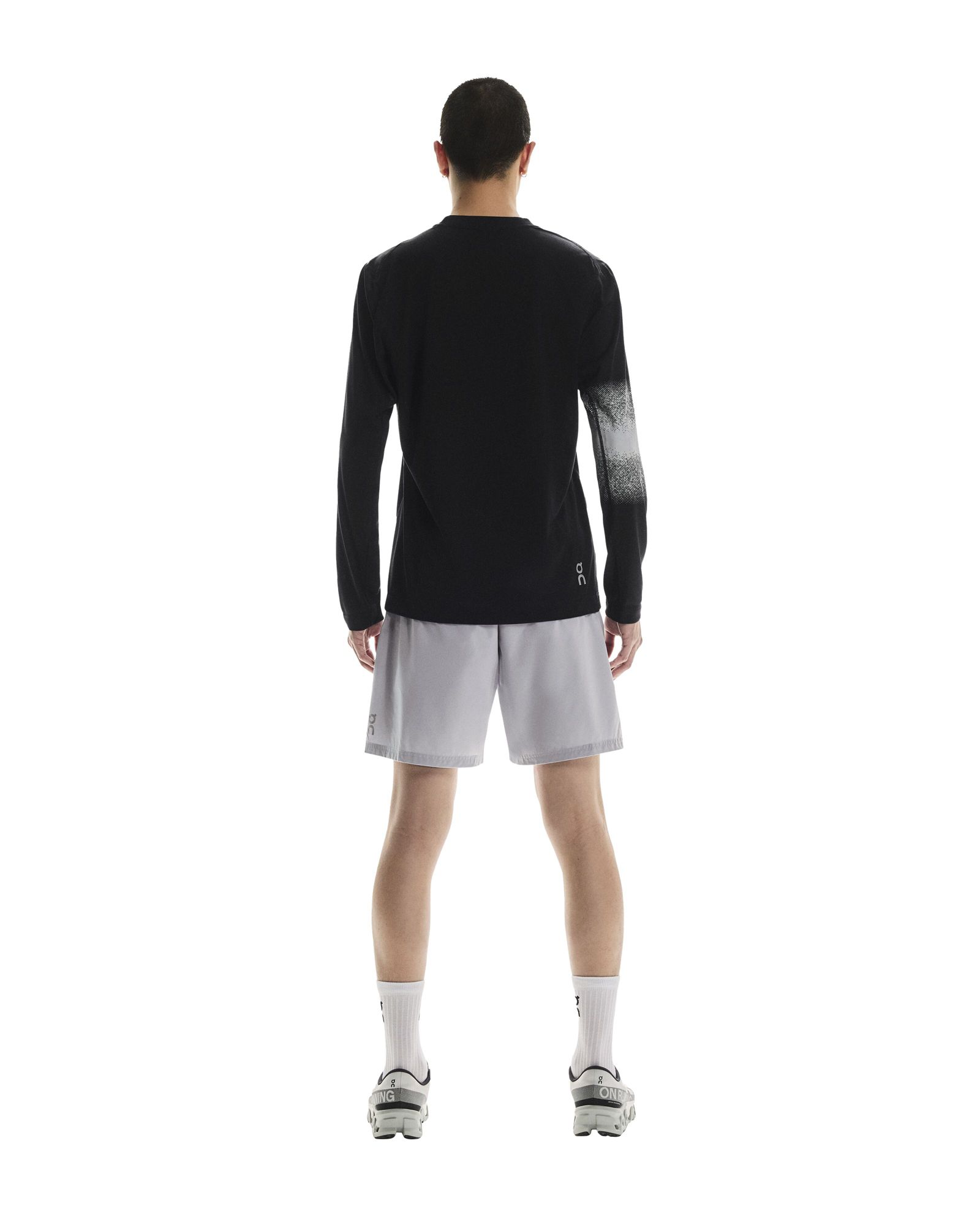 On Men's 7'' Core Shorts product image