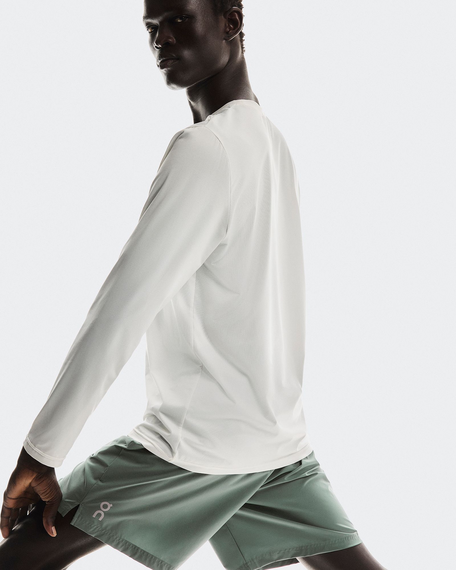 On Men's 7'' Core Shorts product image