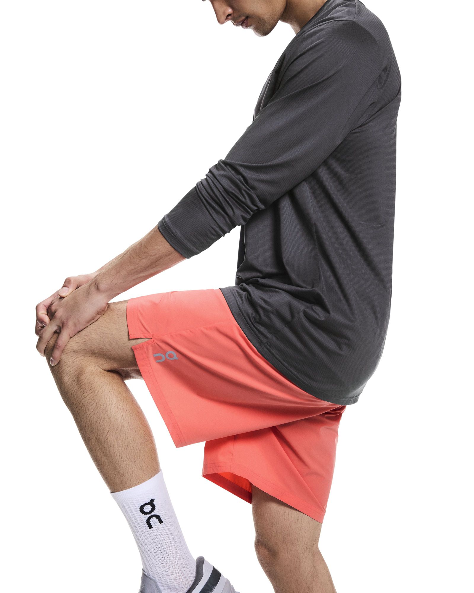 On Men's 7'' Core Shorts product image