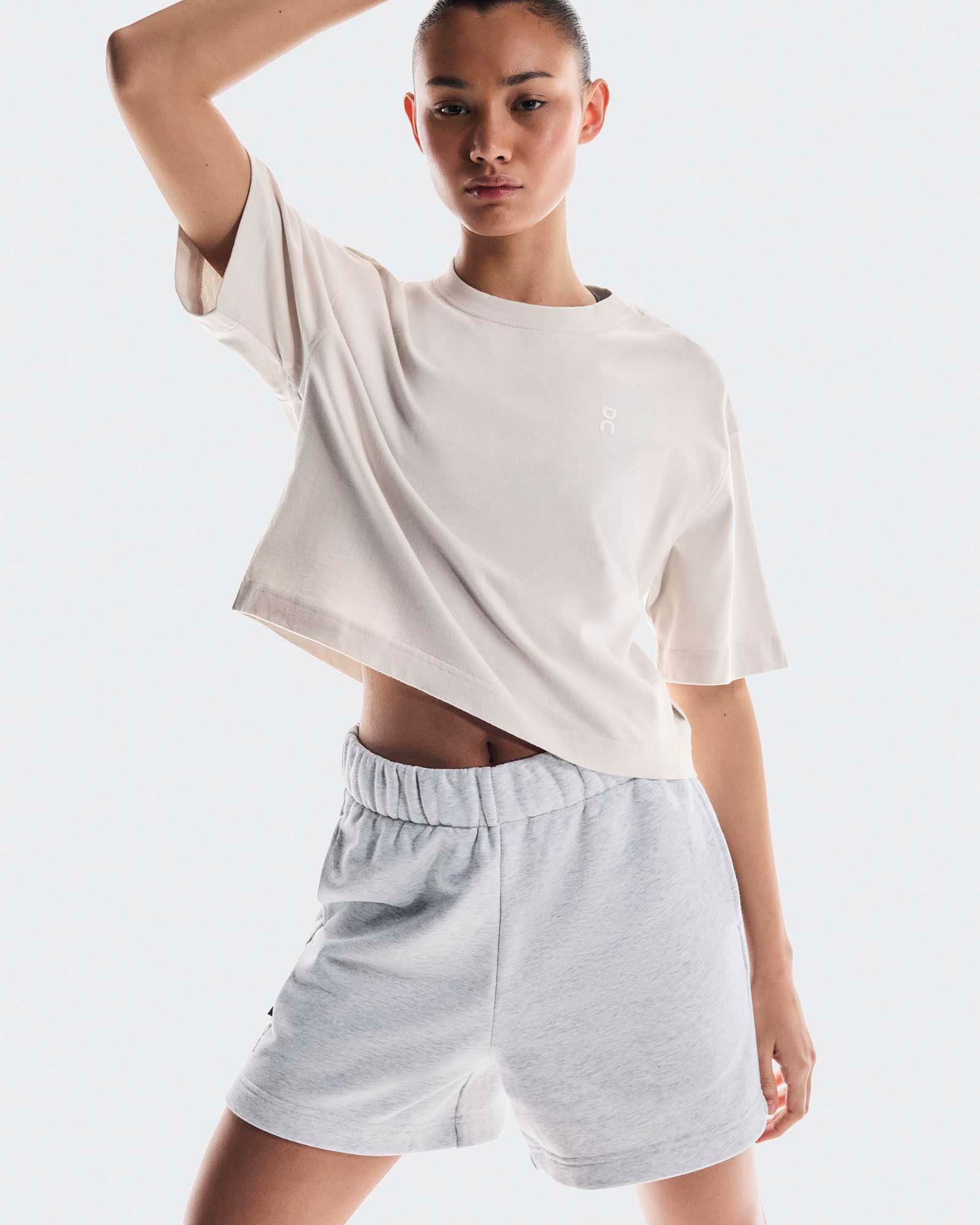 On Women's Club Shorts product image