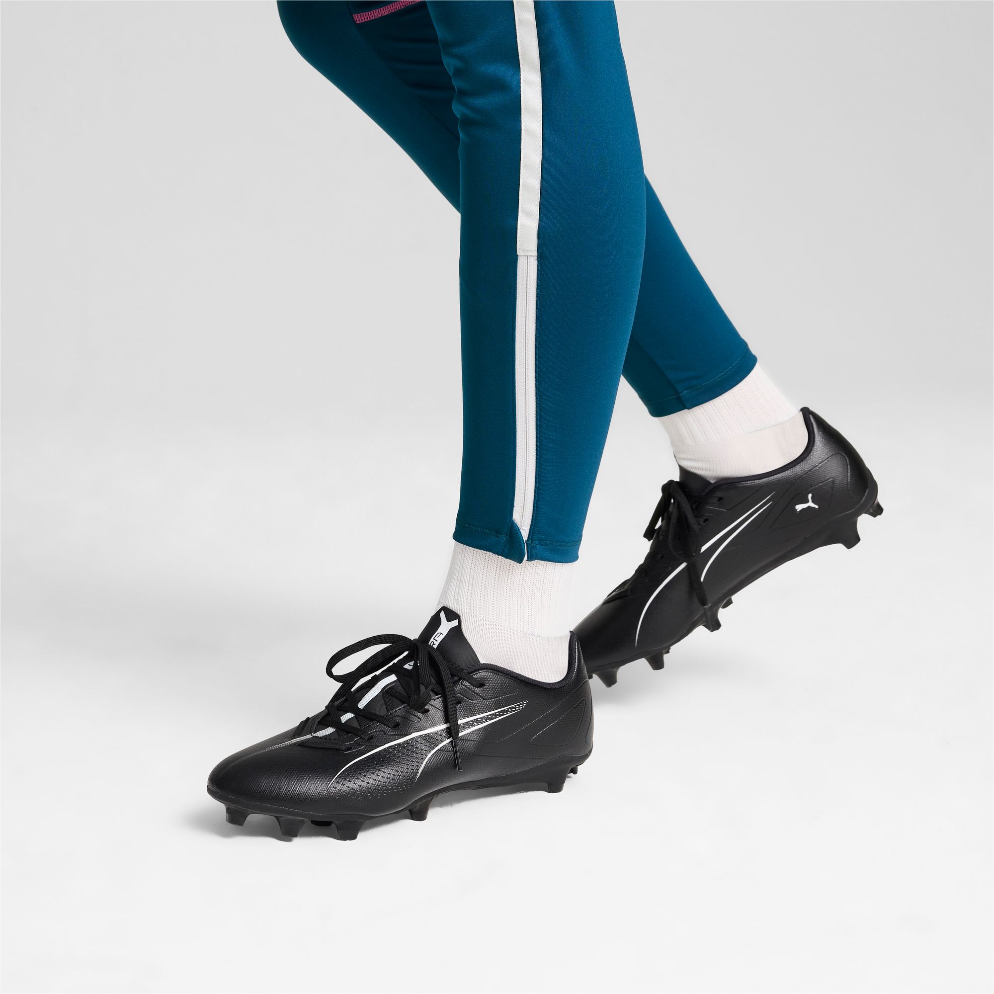 PUMA Ultra 5 Play FG/AG Soccer Cleats product image