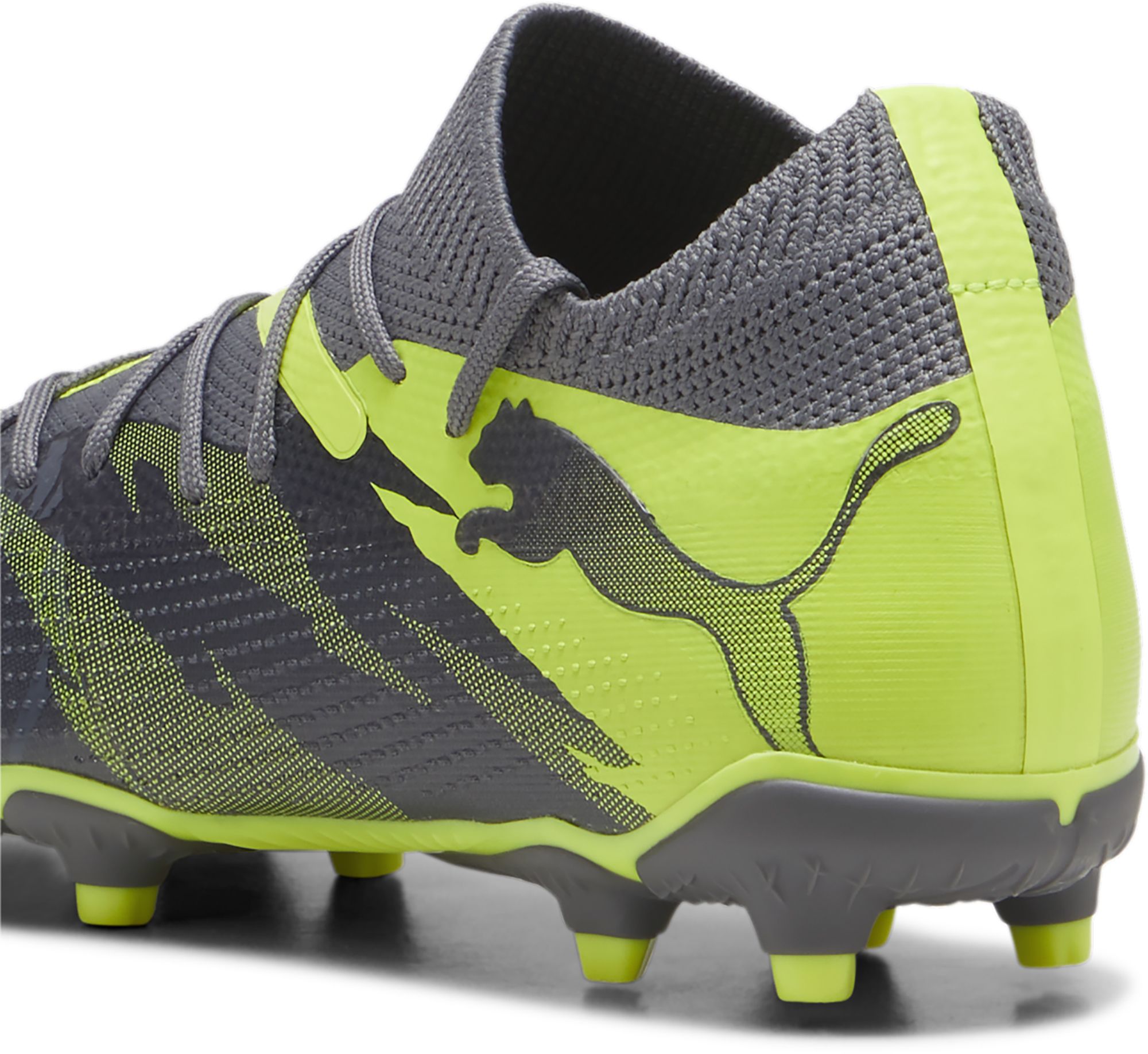 PUMA Kids' Future 7 Match Rush FG/AG Soccer Cleats product image