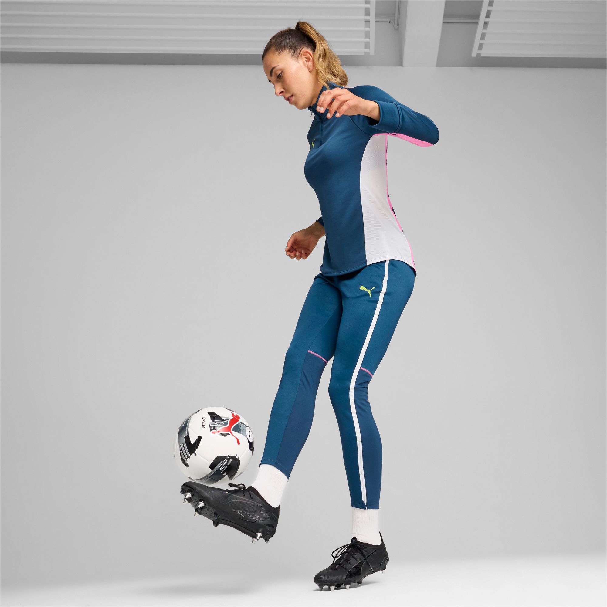 PUMA Ultra 5 Ultimate MxSG Soccer Cleats product image