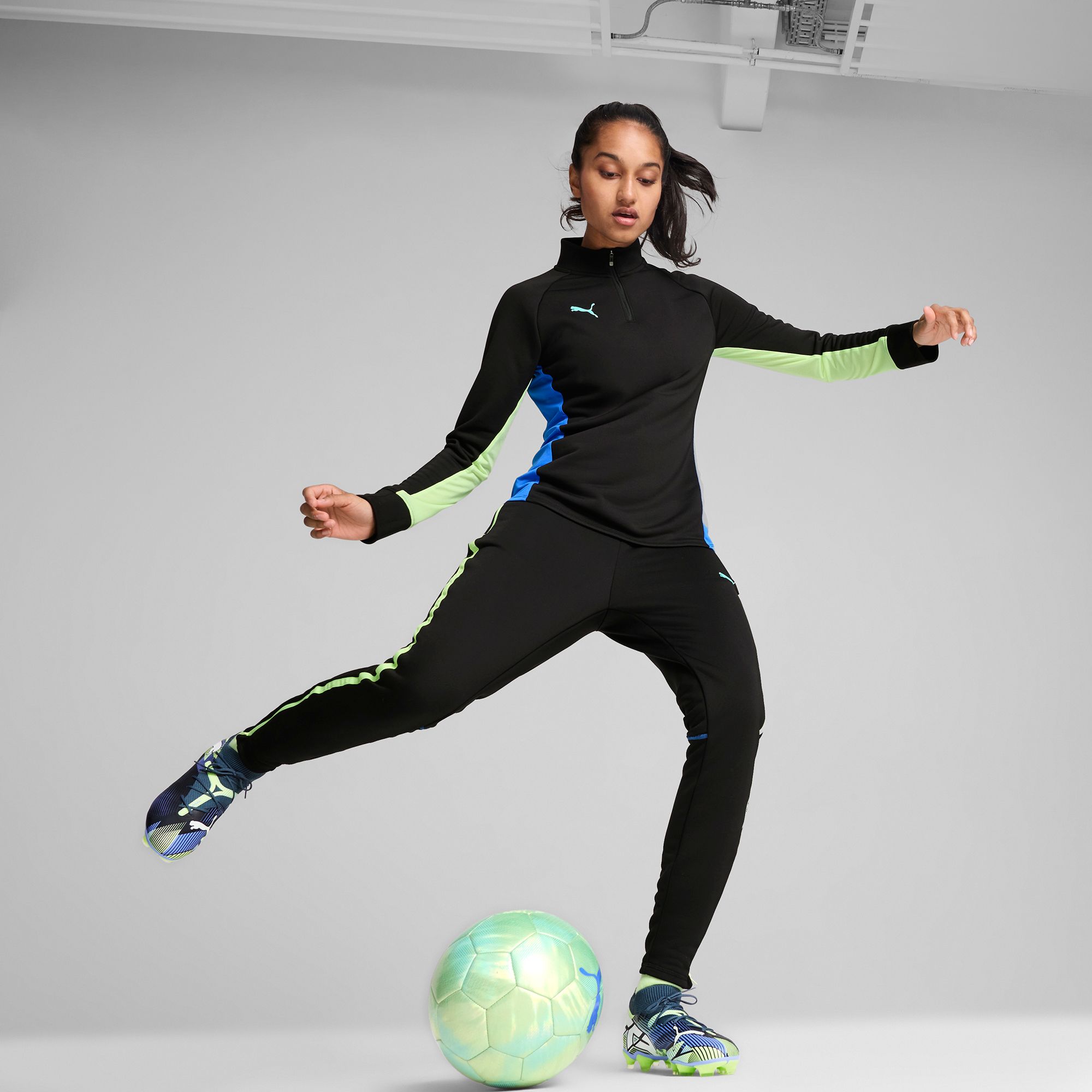 PUMA Women's Future 7 Match FG Soccer Cleats product image