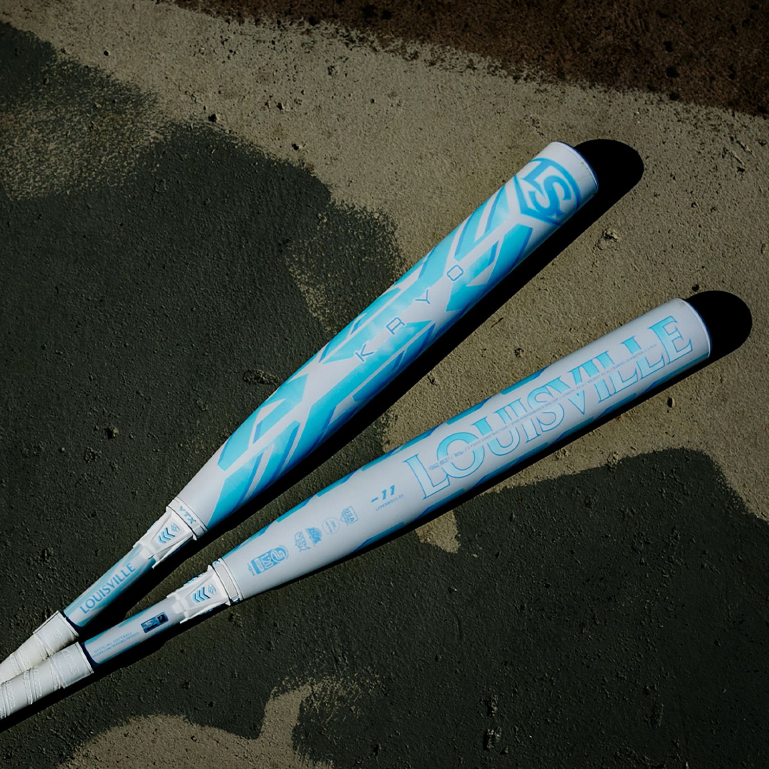 Louisville Slugger Kryo Frost Limited Edition Fastpitch Bat 2025 (-11) product image