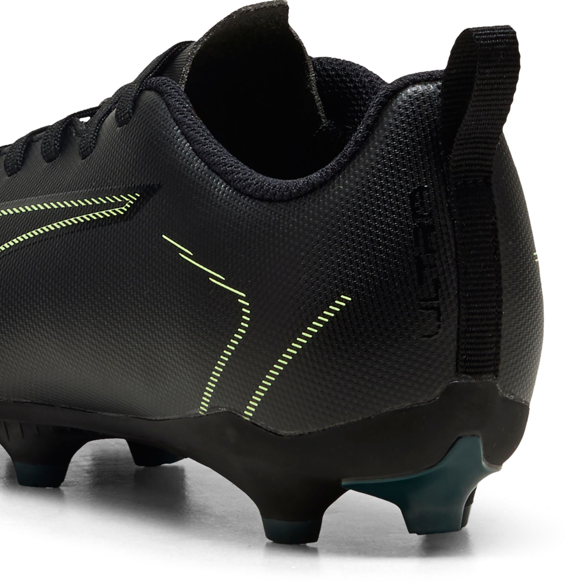 PUMA Kids' Ultra 6 Play FG/AG Soccer Cleats product image